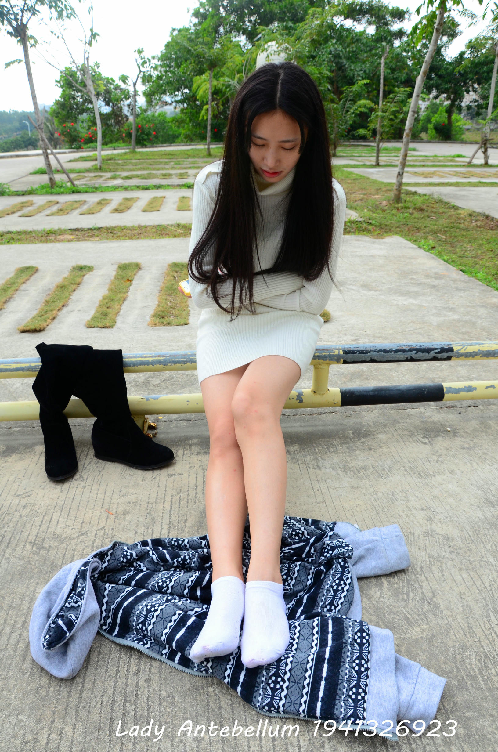 [战前女神] 恋足美腿棉袜女神级摄影套图 075 [109P-218MB]_第3集