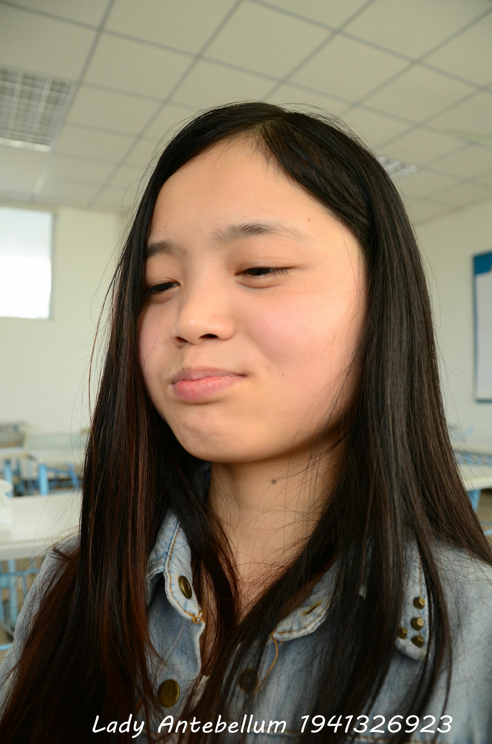 [战前女神] 恋足美腿棉袜女神级摄影套图 076 [52P-78MB]_第1集