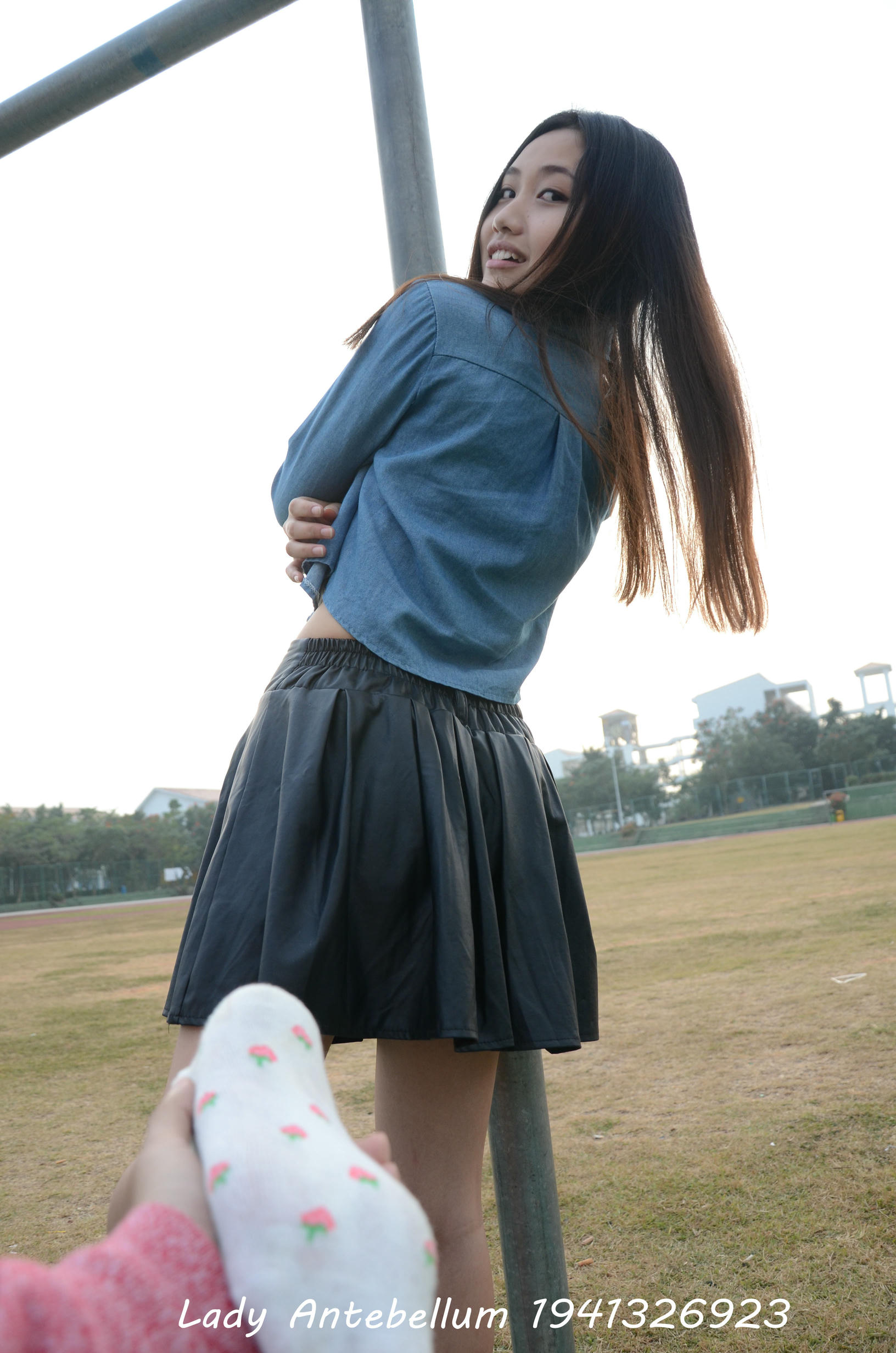 [战前女神] 恋足美腿棉袜女神级摄影套图 078 [122P-185MB]_第6集