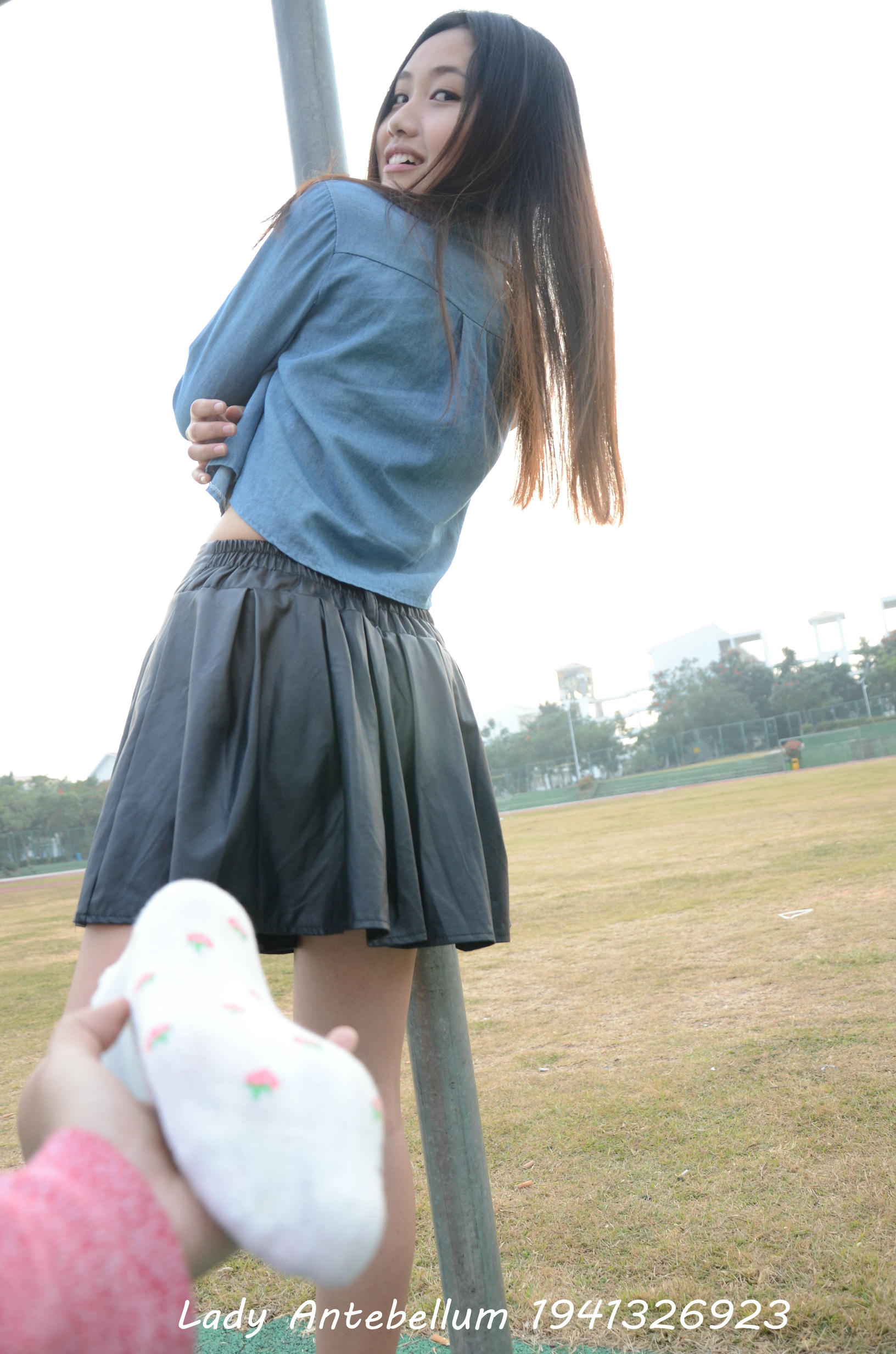 [战前女神] 恋足美腿棉袜女神级摄影套图 078 [122P-185MB]_第6集