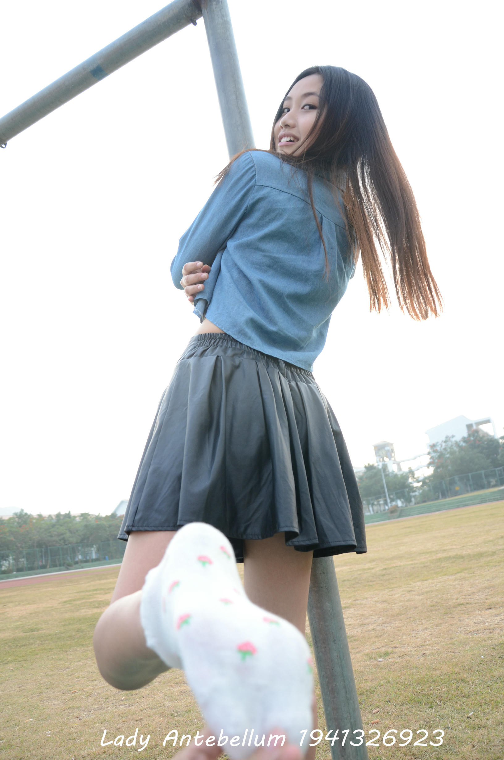 [战前女神] 恋足美腿棉袜女神级摄影套图 078 [122P-185MB]_第6集