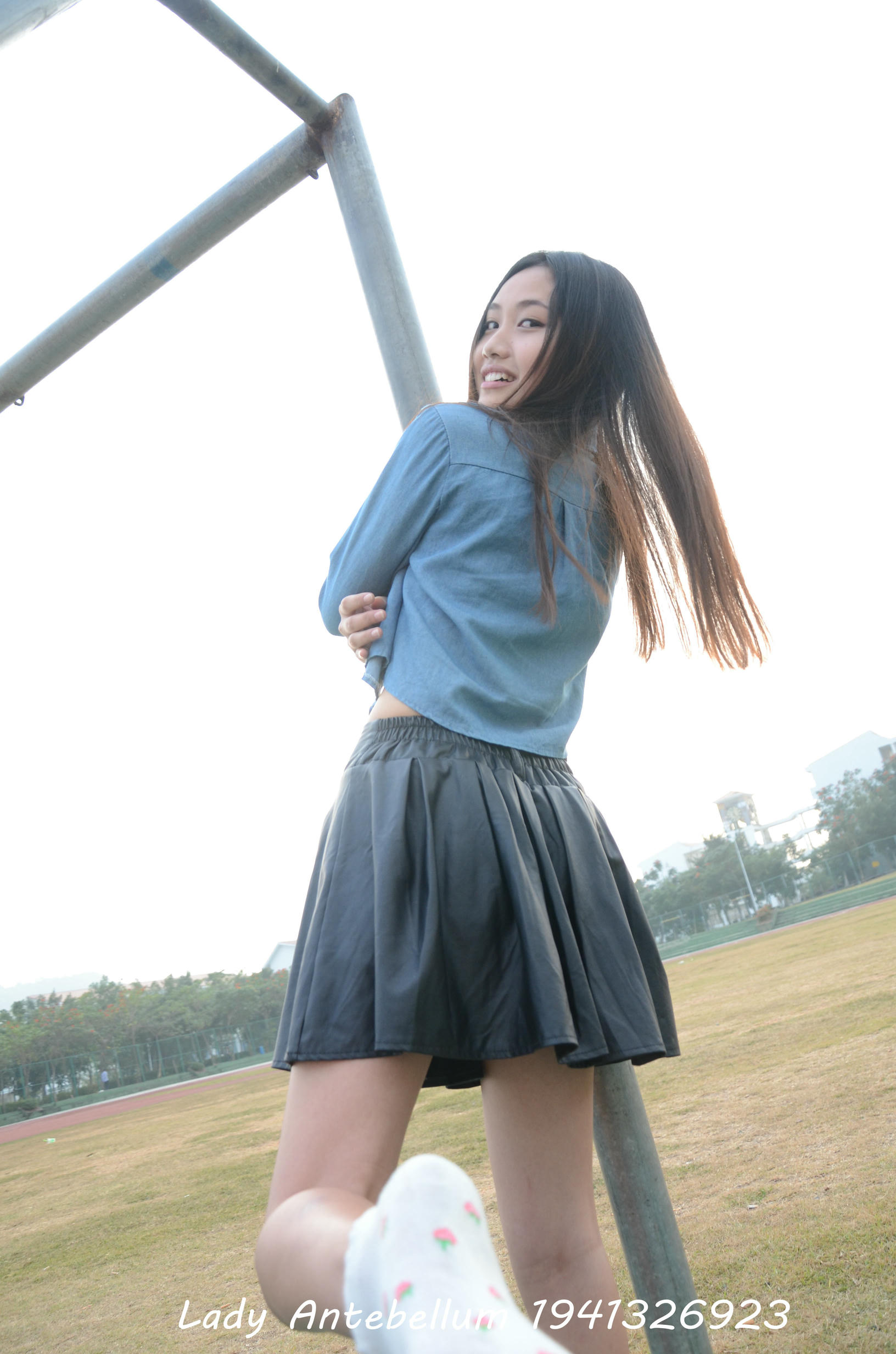 [战前女神] 恋足美腿棉袜女神级摄影套图 078 [122P-185MB]_第6集