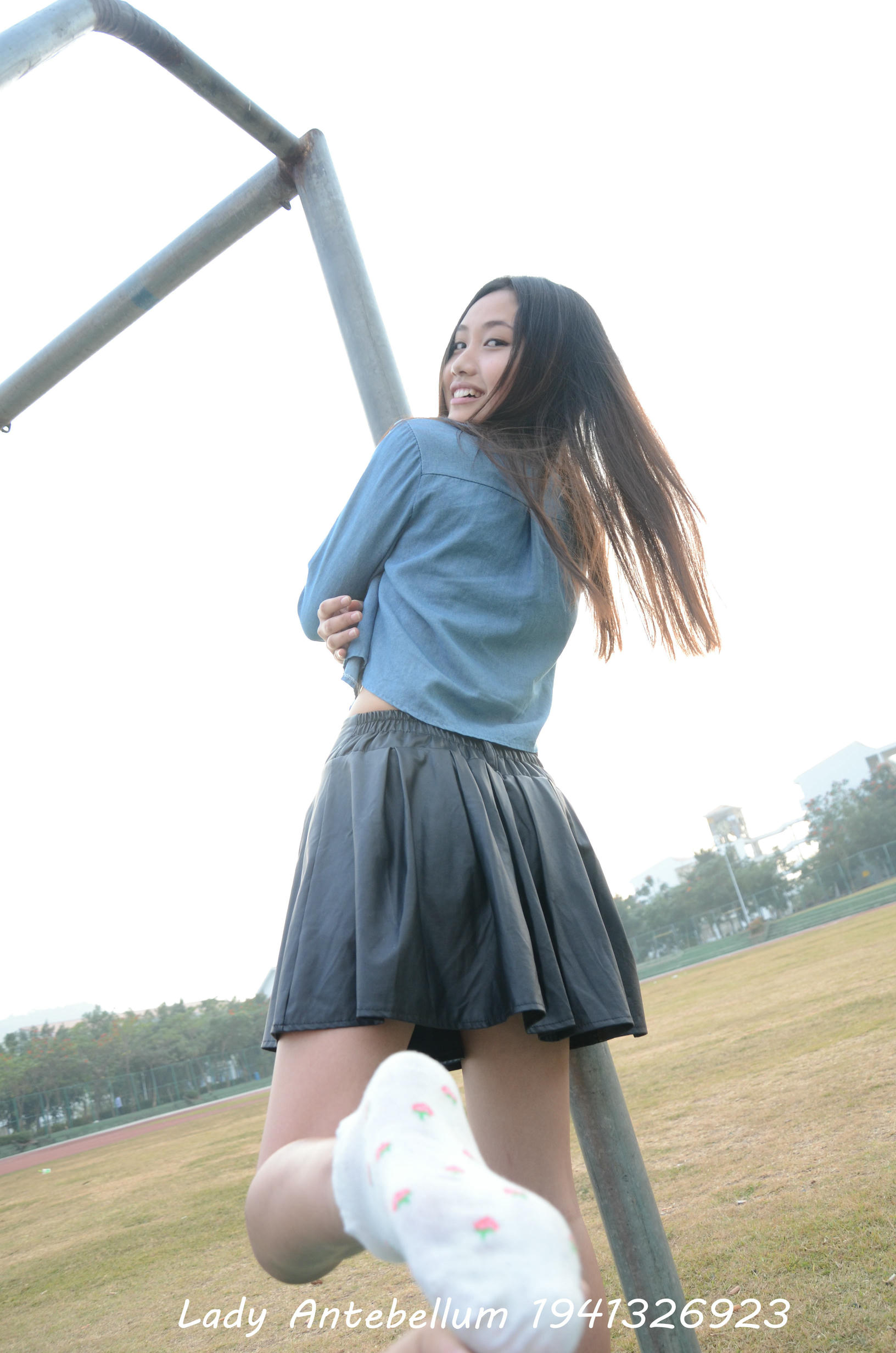 [战前女神] 恋足美腿棉袜女神级摄影套图 078 [122P-185MB]_第6集