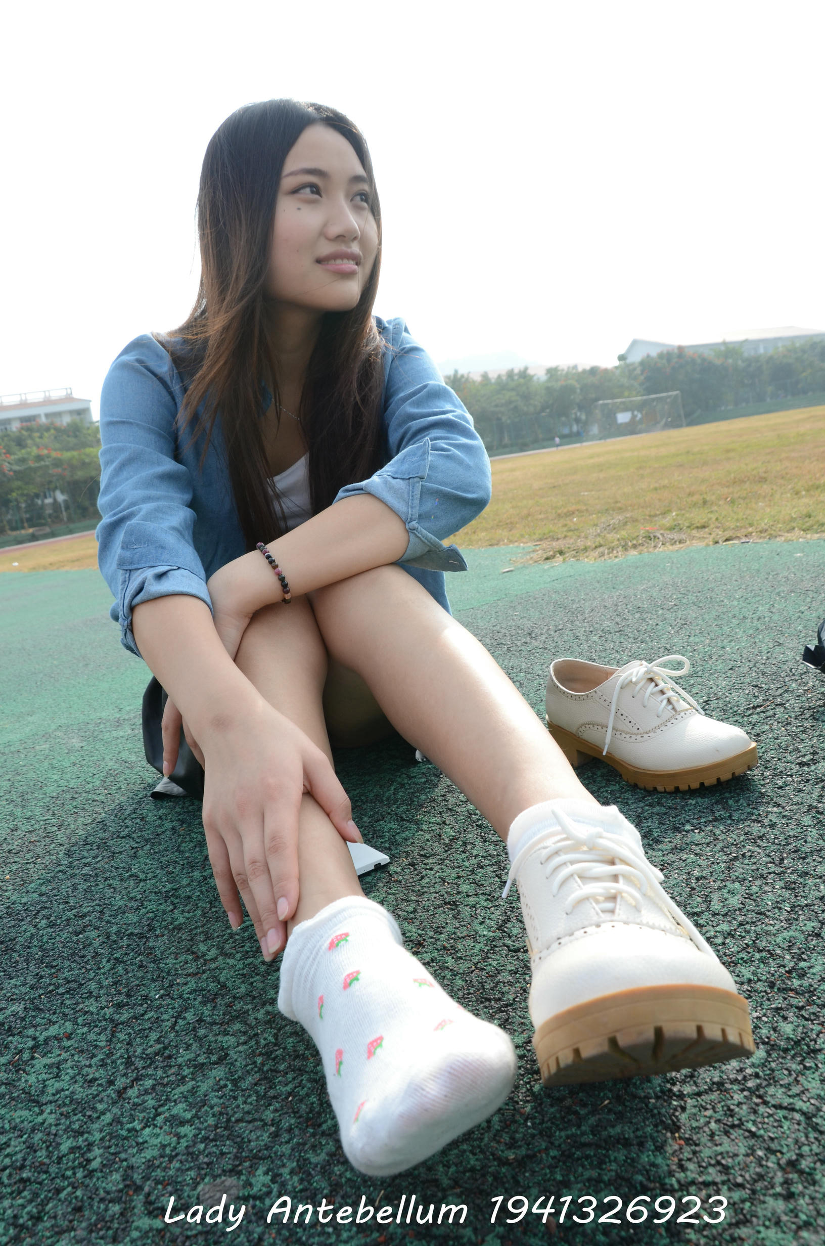 [战前女神] 恋足美腿棉袜女神级摄影套图 078 [122P-185MB]_第2集