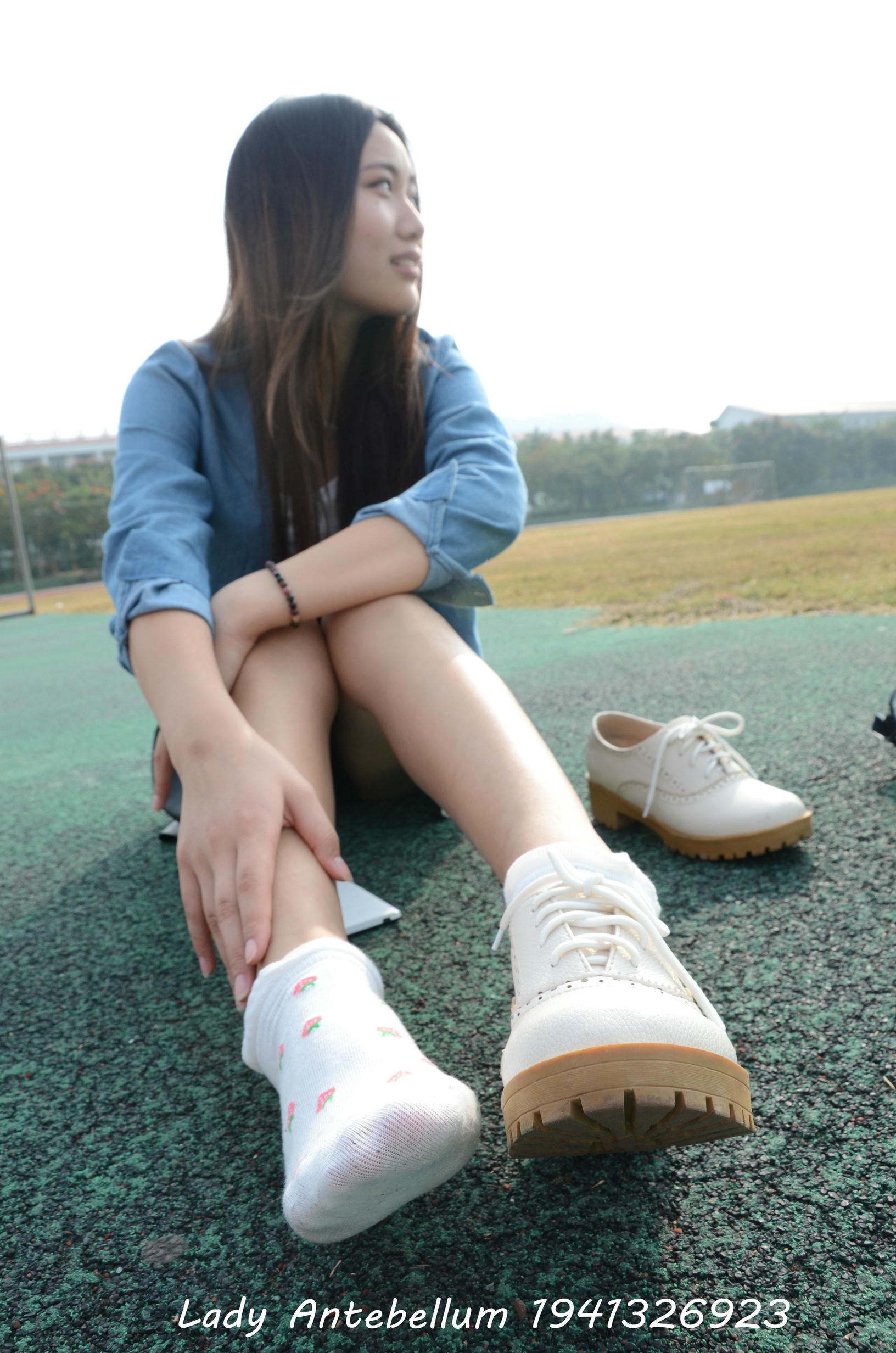 [战前女神] 恋足美腿棉袜女神级摄影套图 078 [122P-185MB]_第2集