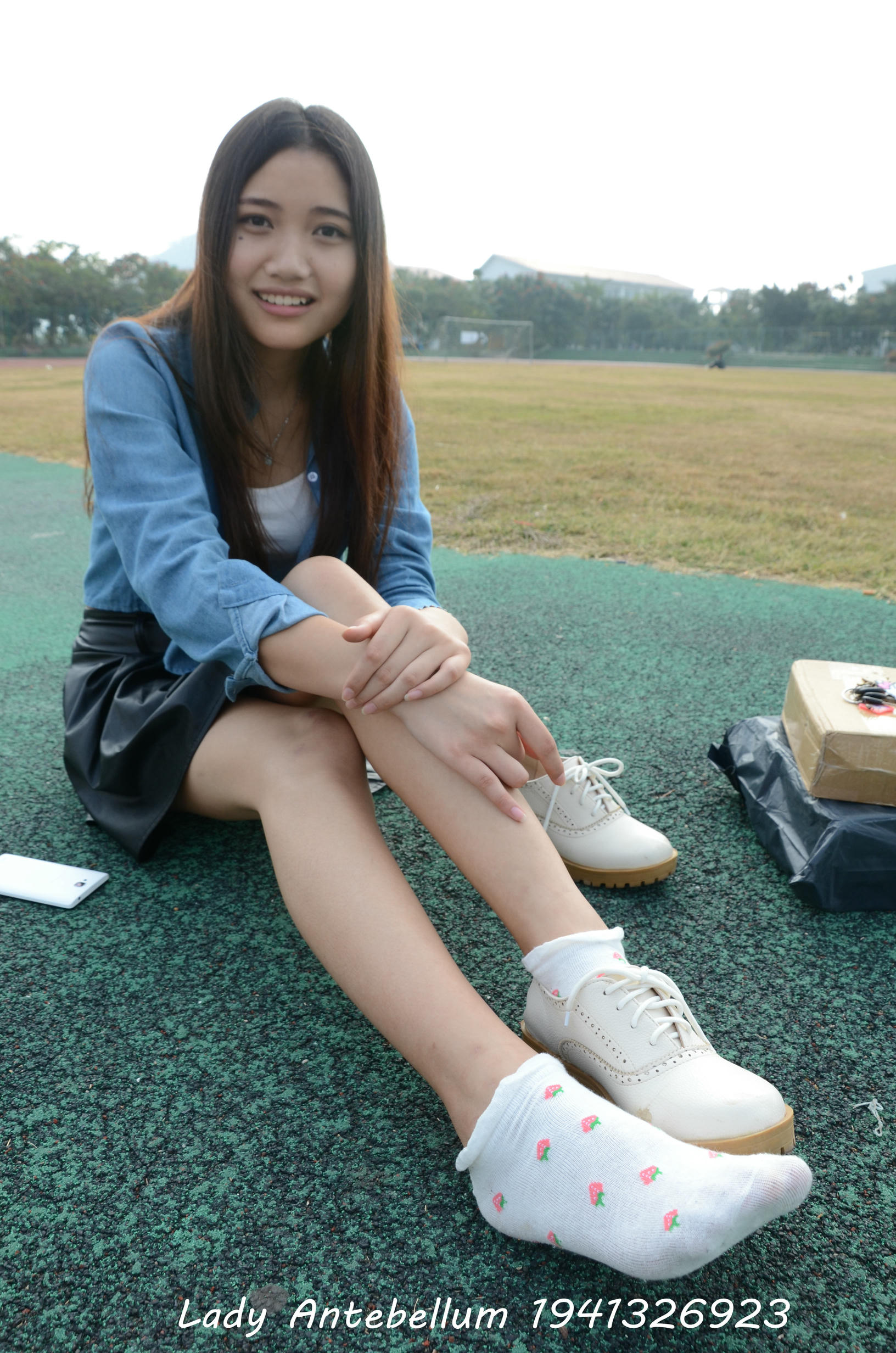 [战前女神] 恋足美腿棉袜女神级摄影套图 078 [122P-185MB]_第3集