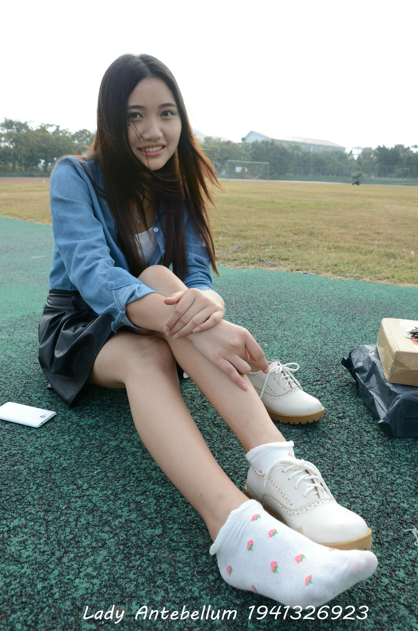 [战前女神] 恋足美腿棉袜女神级摄影套图 078 [122P-185MB]_第3集