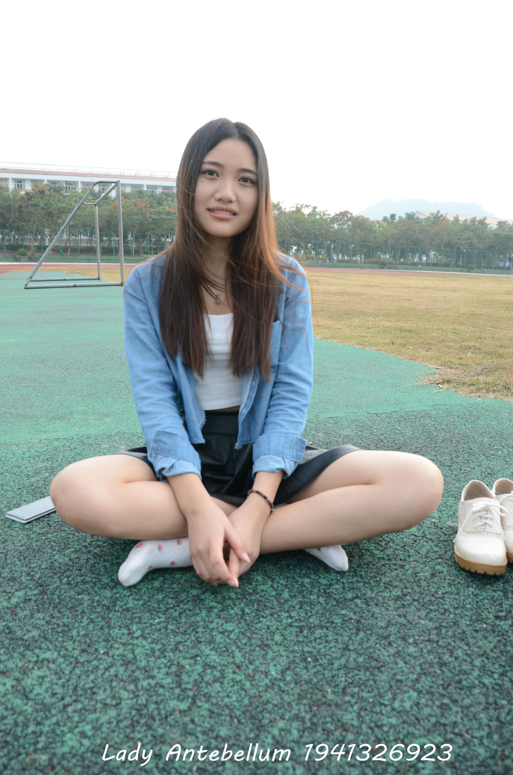 [战前女神] 恋足美腿棉袜女神级摄影套图 078 [122P-185MB]_第3集