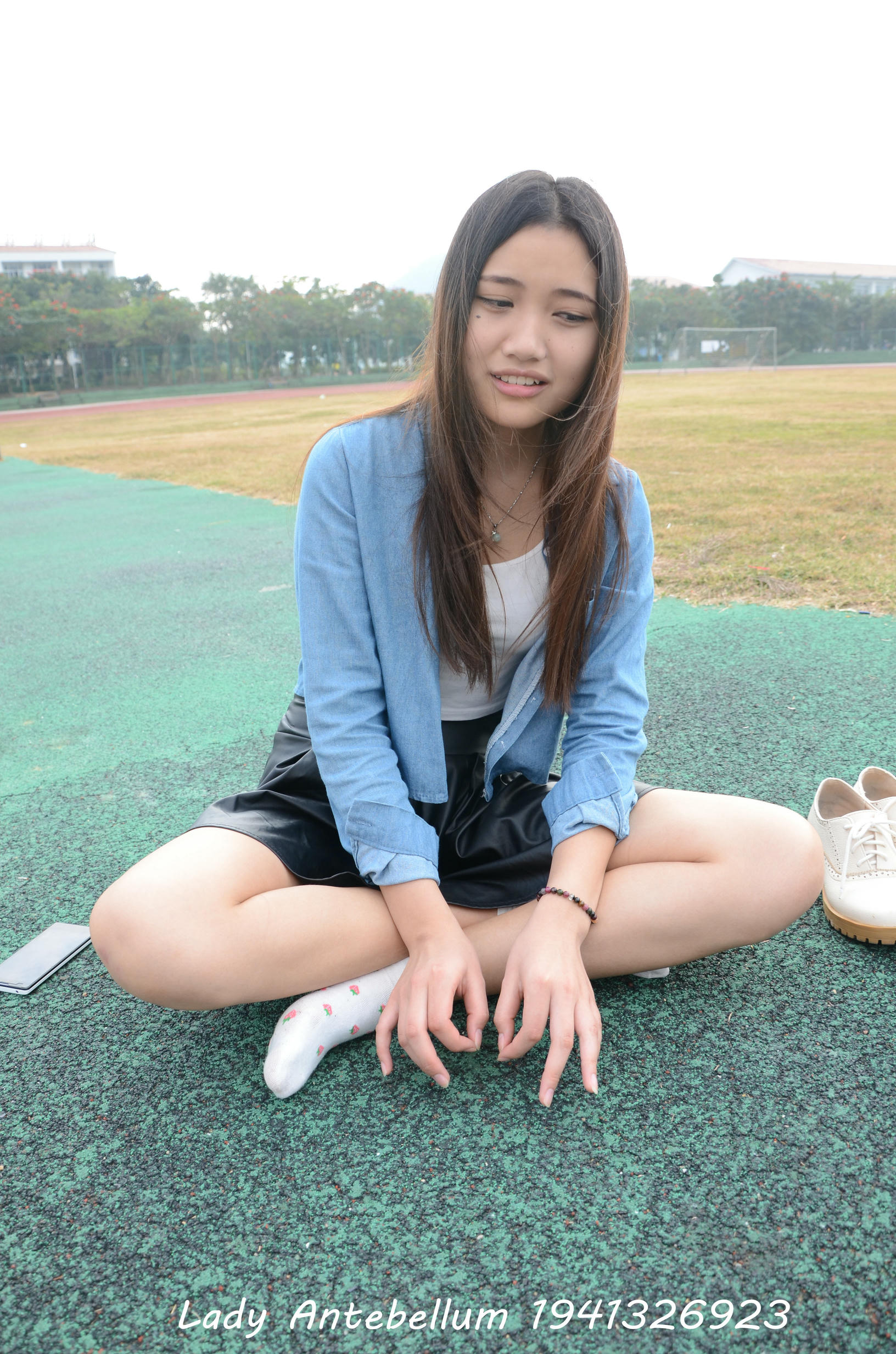 [战前女神] 恋足美腿棉袜女神级摄影套图 078 [122P-185MB]_第4集