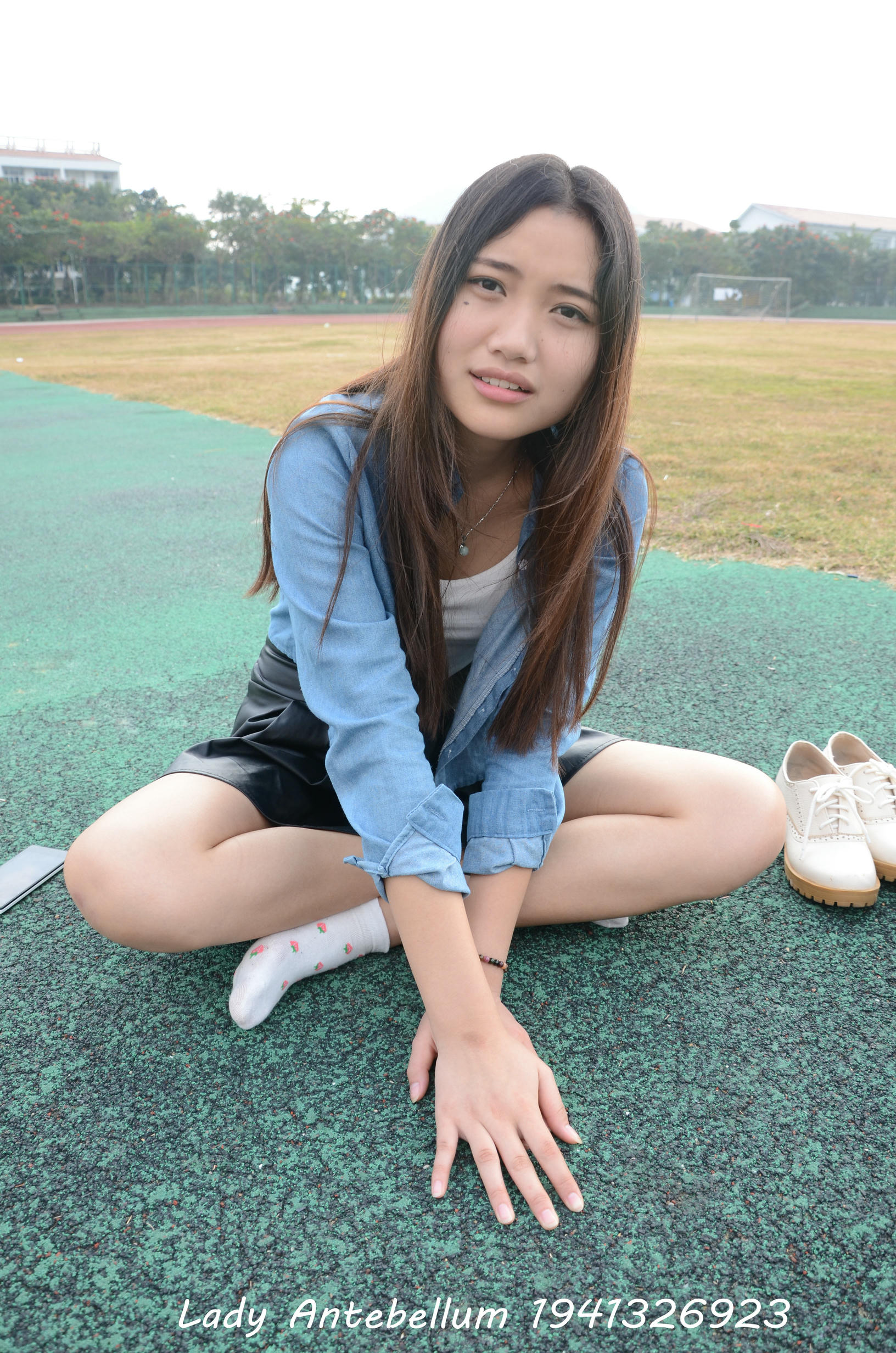 [战前女神] 恋足美腿棉袜女神级摄影套图 078 [122P-185MB]_第4集