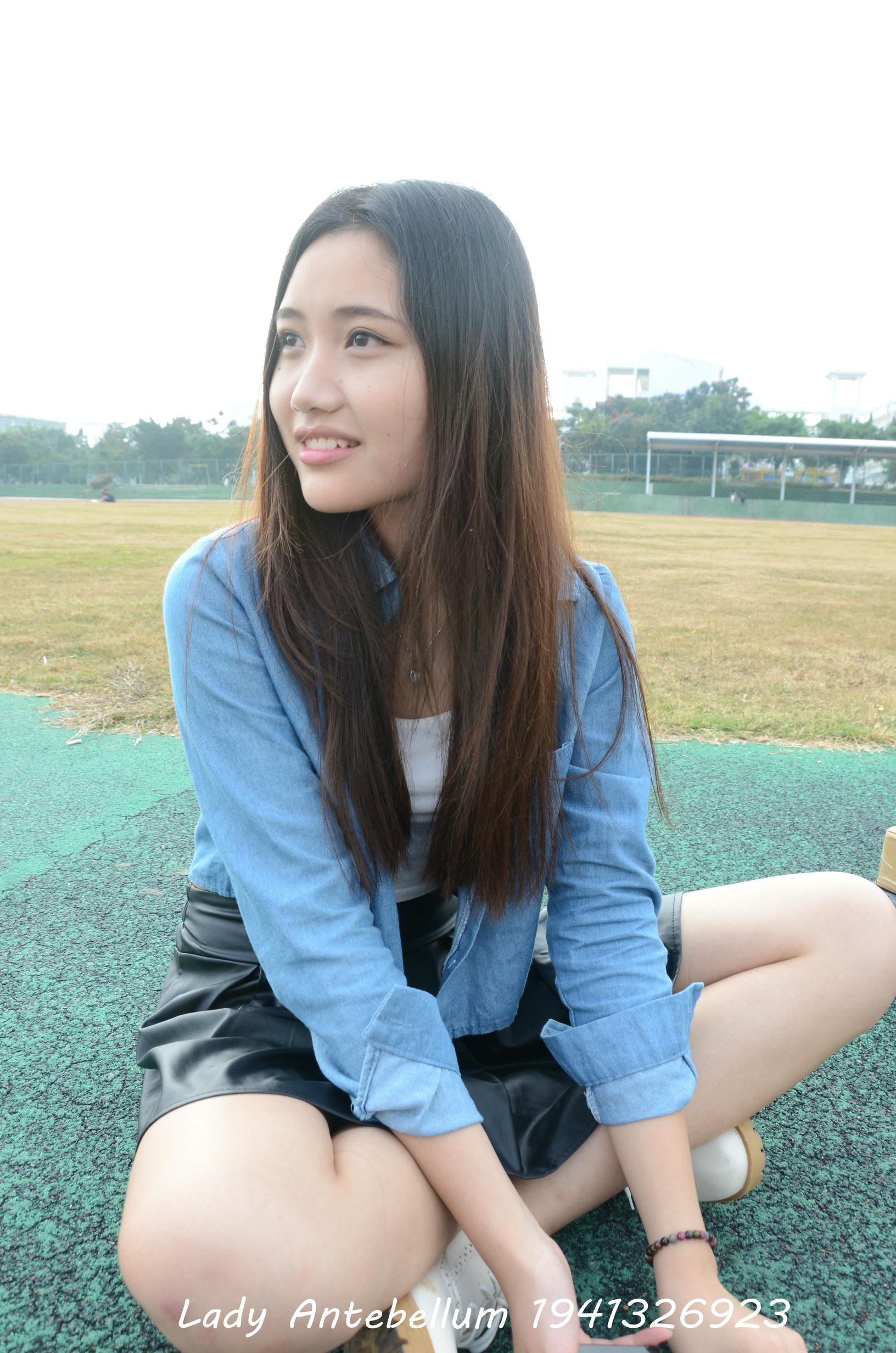 [战前女神] 恋足美腿棉袜女神级摄影套图 078 [122P-185MB]_第1集