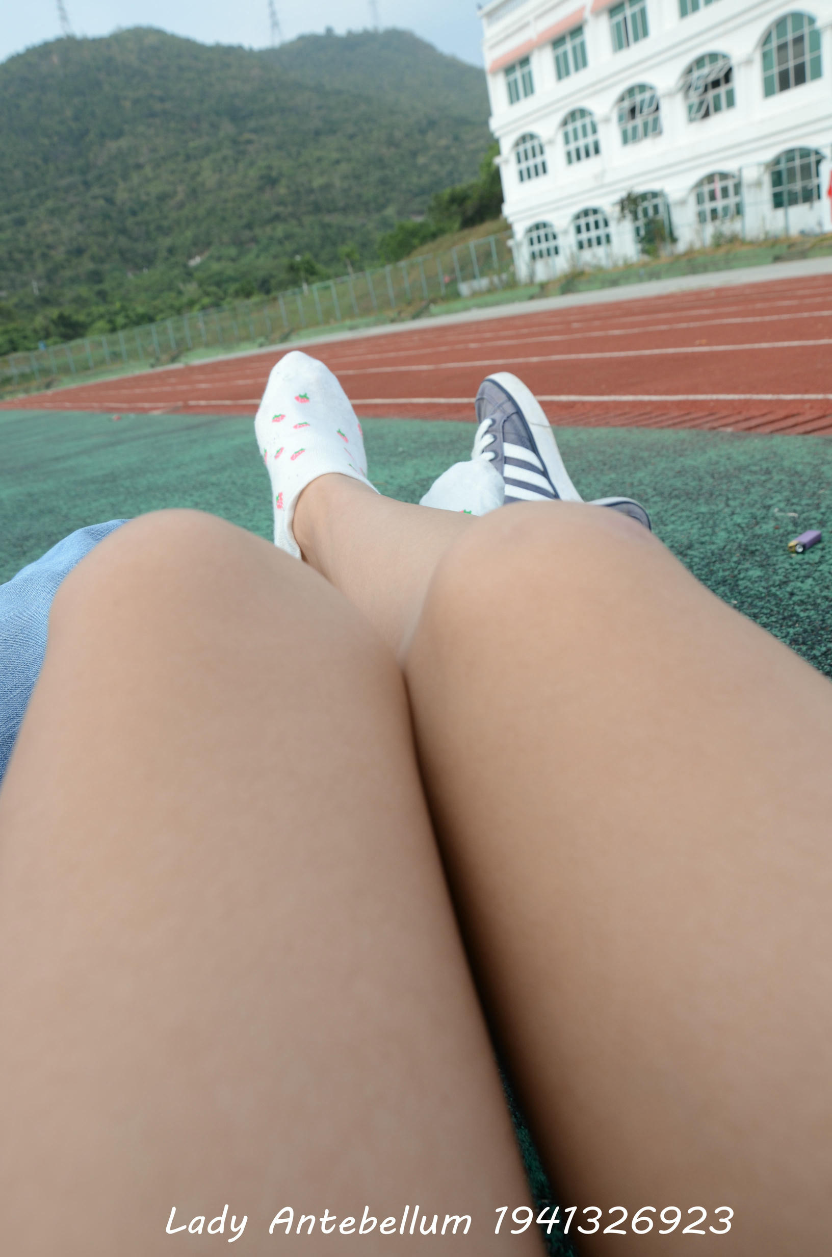 [战前女神] 恋足美腿棉袜女神级摄影套图 078 [122P-185MB]_第4集