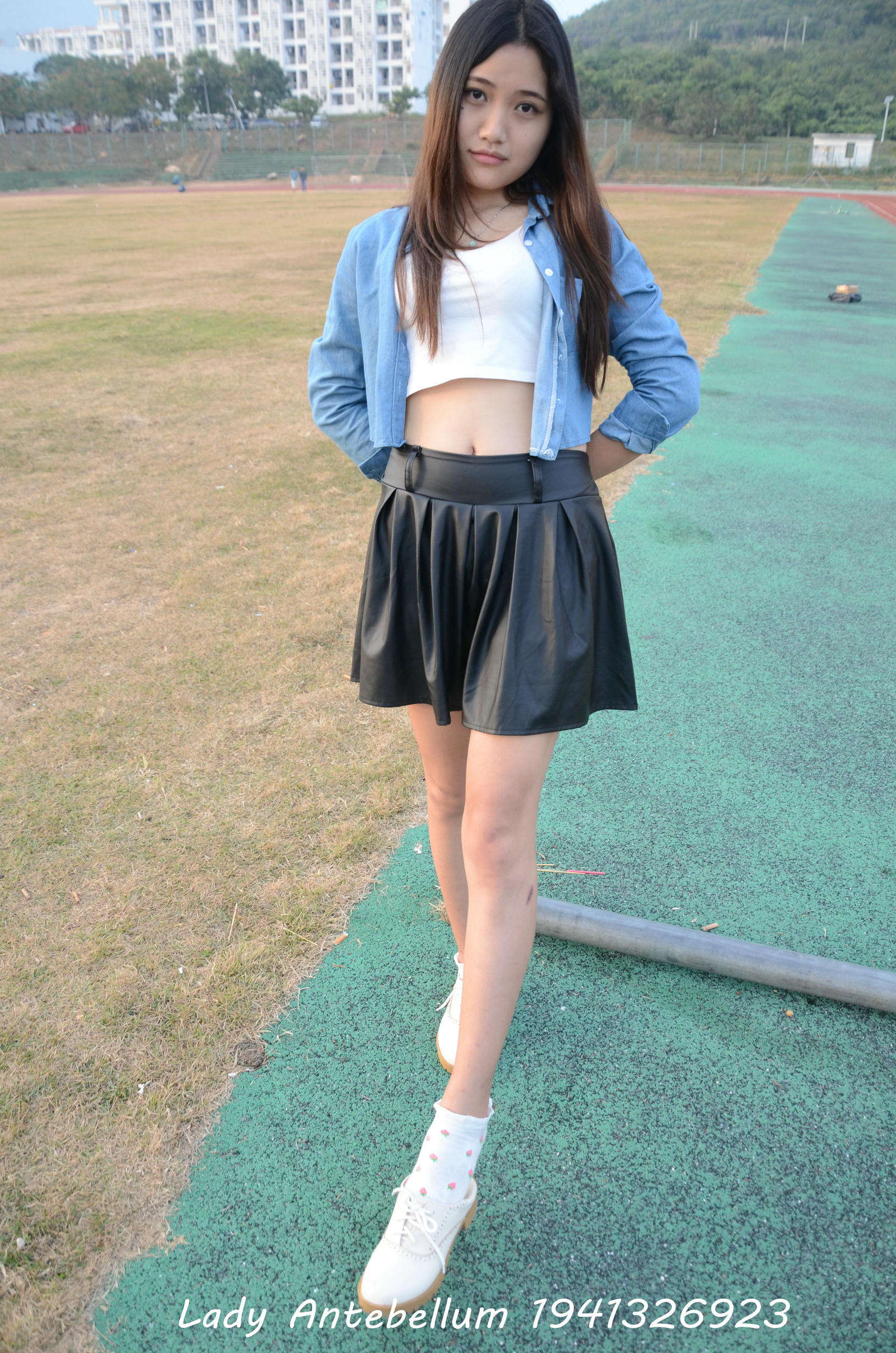 [战前女神] 恋足美腿棉袜女神级摄影套图 078 [122P-185MB]_第5集