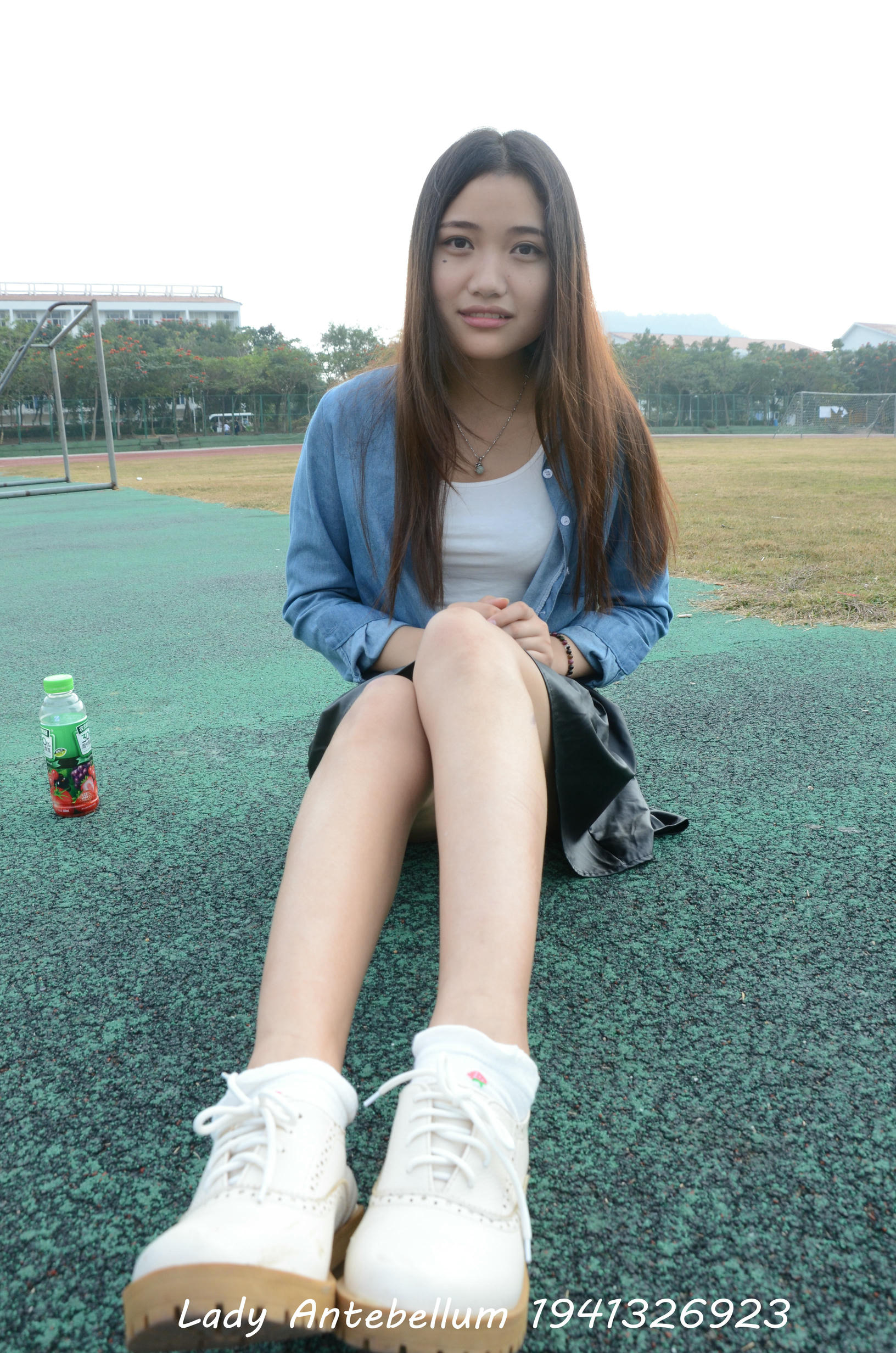 [战前女神] 恋足美腿棉袜女神级摄影套图 078 [122P-185MB]_第1集