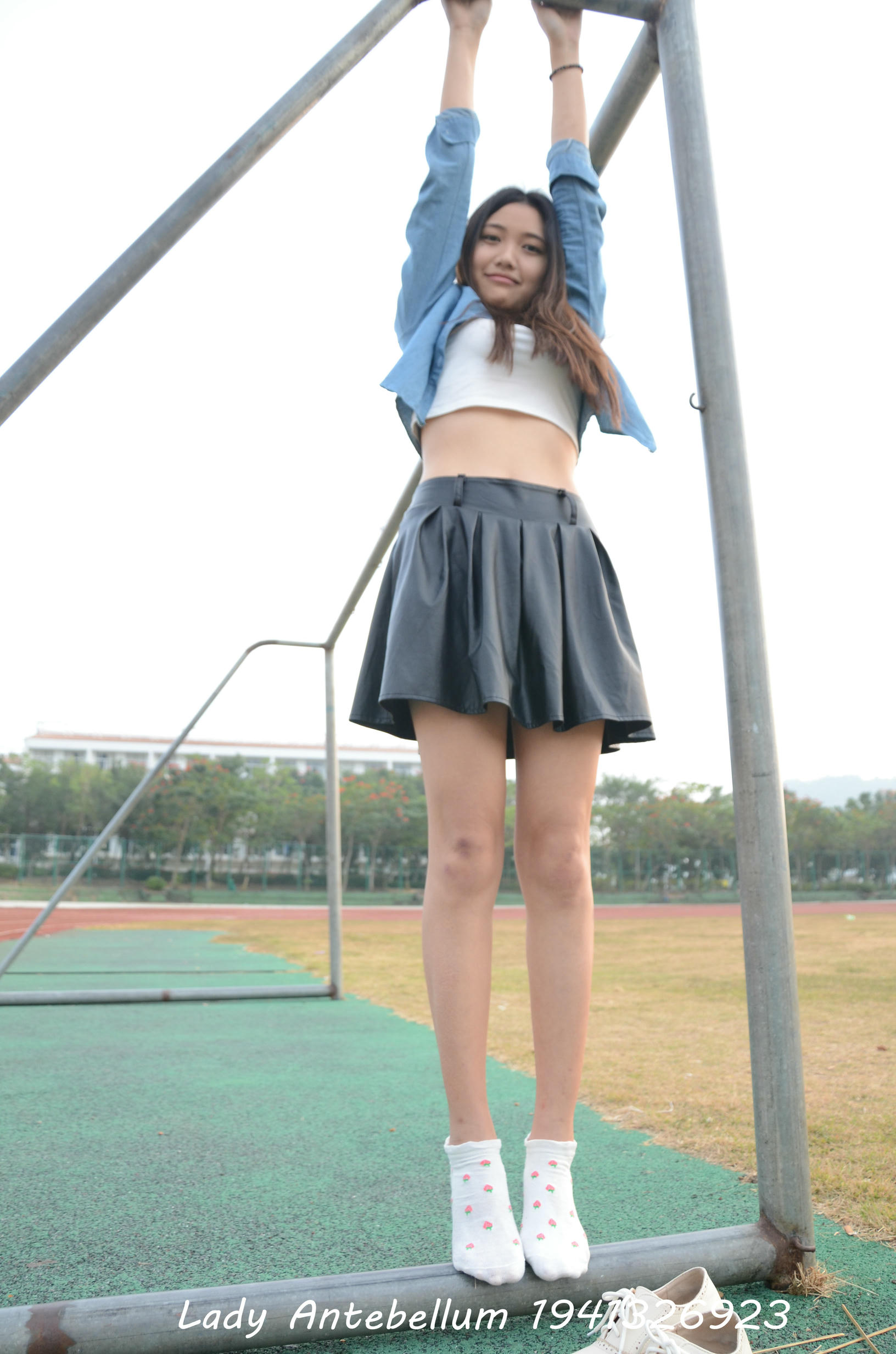 [战前女神] 恋足美腿棉袜女神级摄影套图 078 [122P-185MB]_第5集