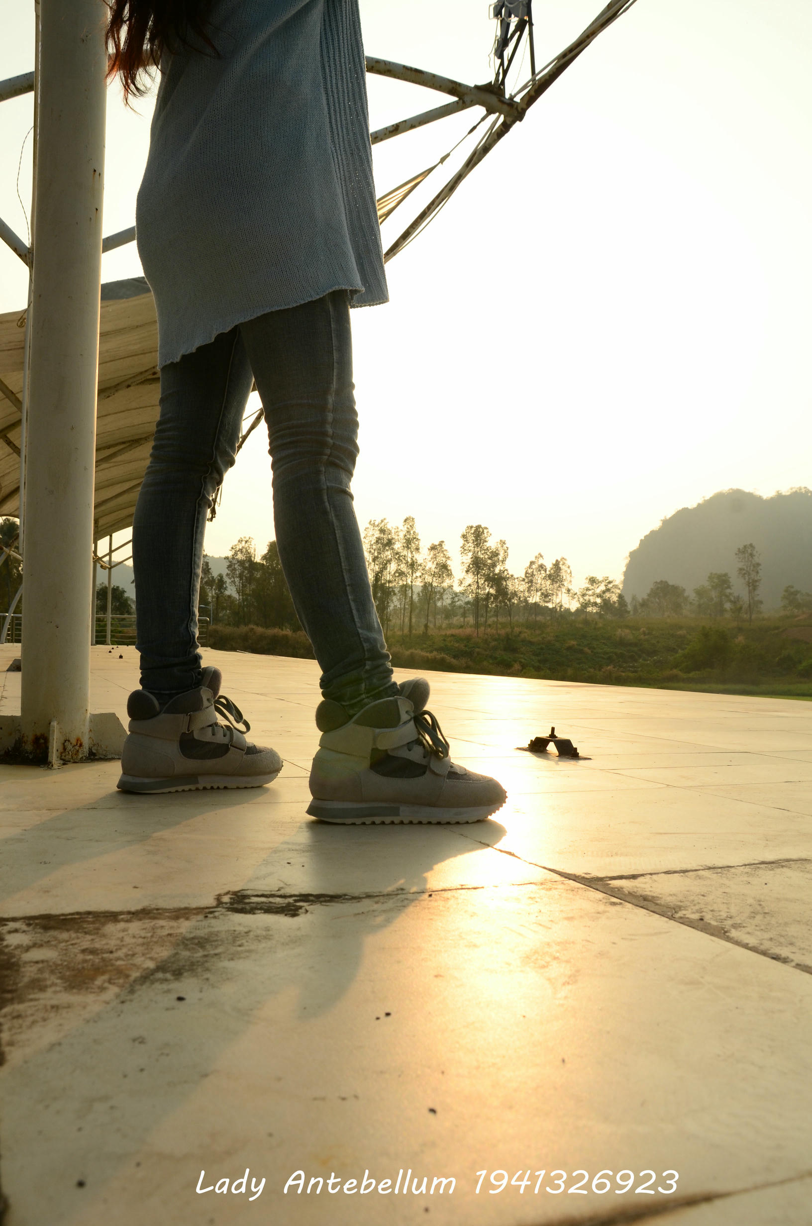 [战前女神] 恋足美腿棉袜女神级摄影套图 008 [207P-330MB]_第1集