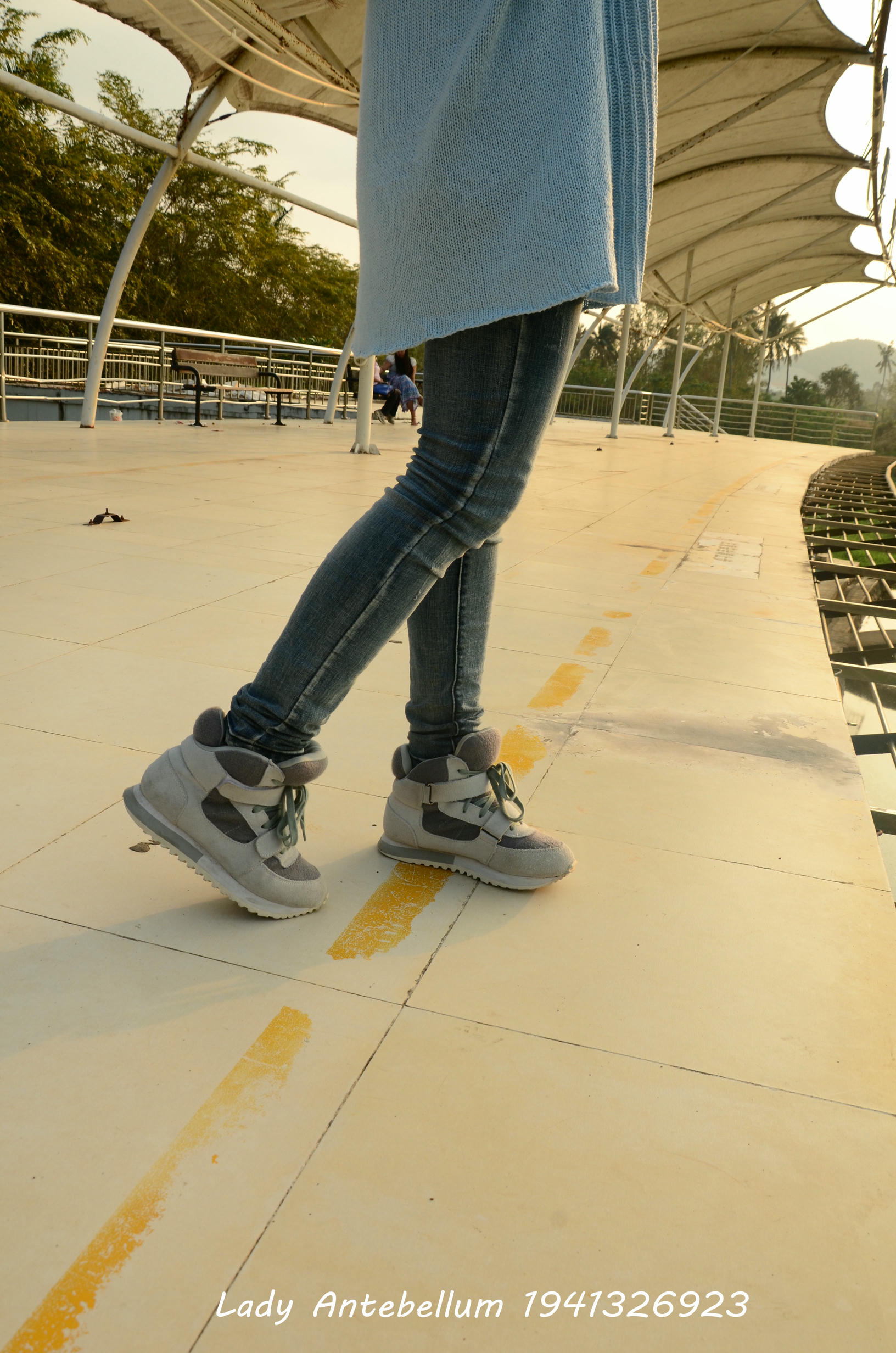 [战前女神] 恋足美腿棉袜女神级摄影套图 008 [207P-330MB]_第1集