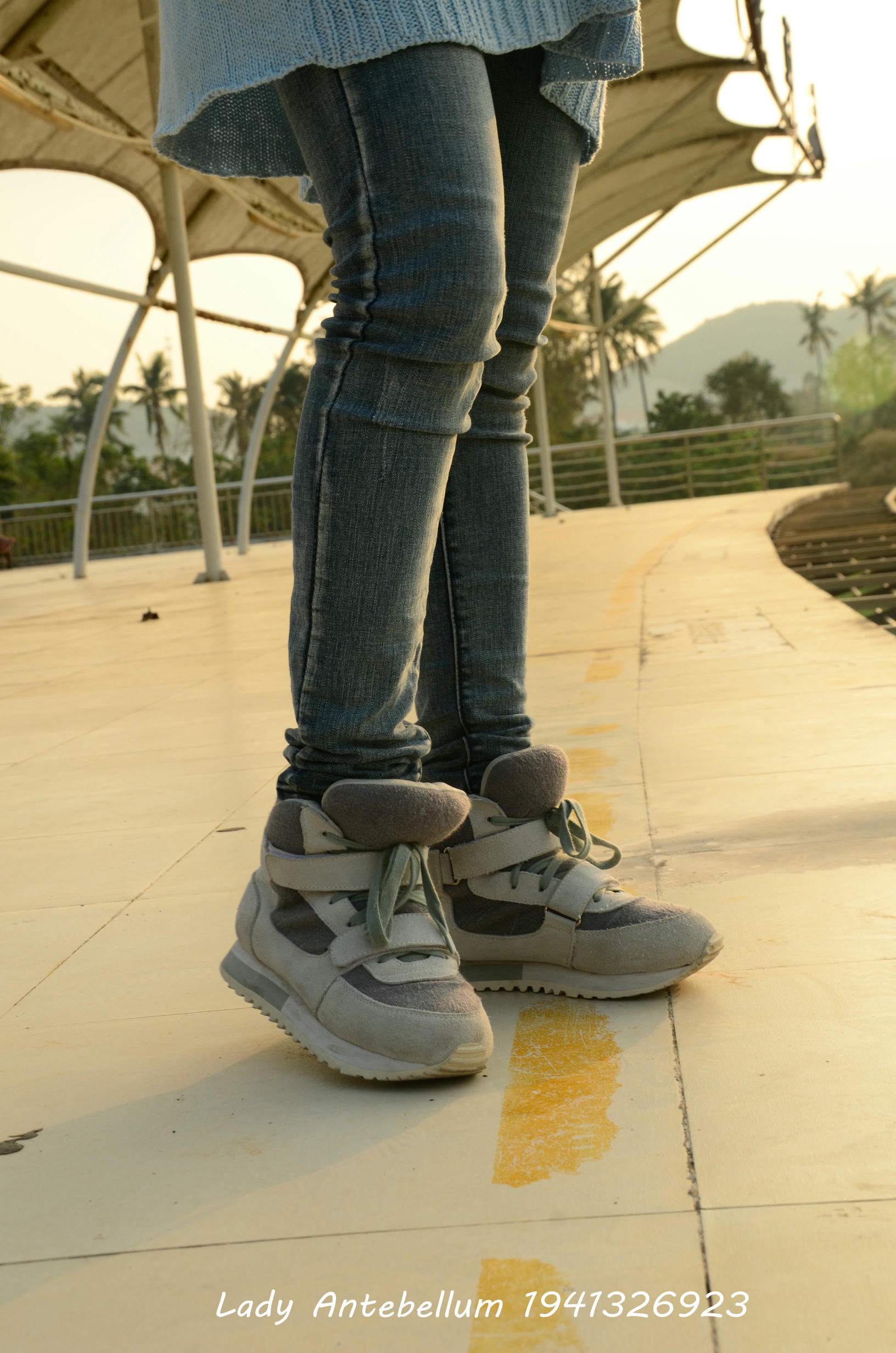 [战前女神] 恋足美腿棉袜女神级摄影套图 008 [207P-330MB]_第1集