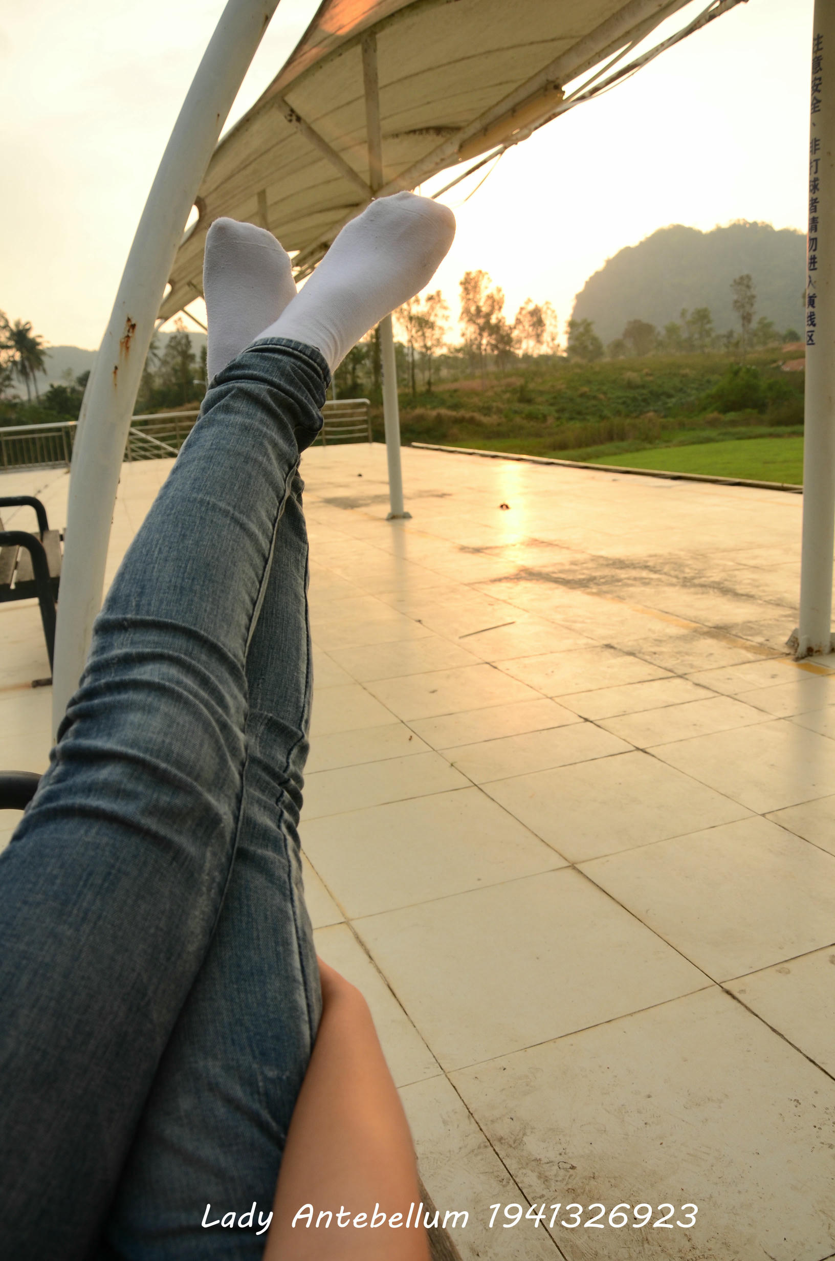 [战前女神] 恋足美腿棉袜女神级摄影套图 008 [207P-330MB]_第6集