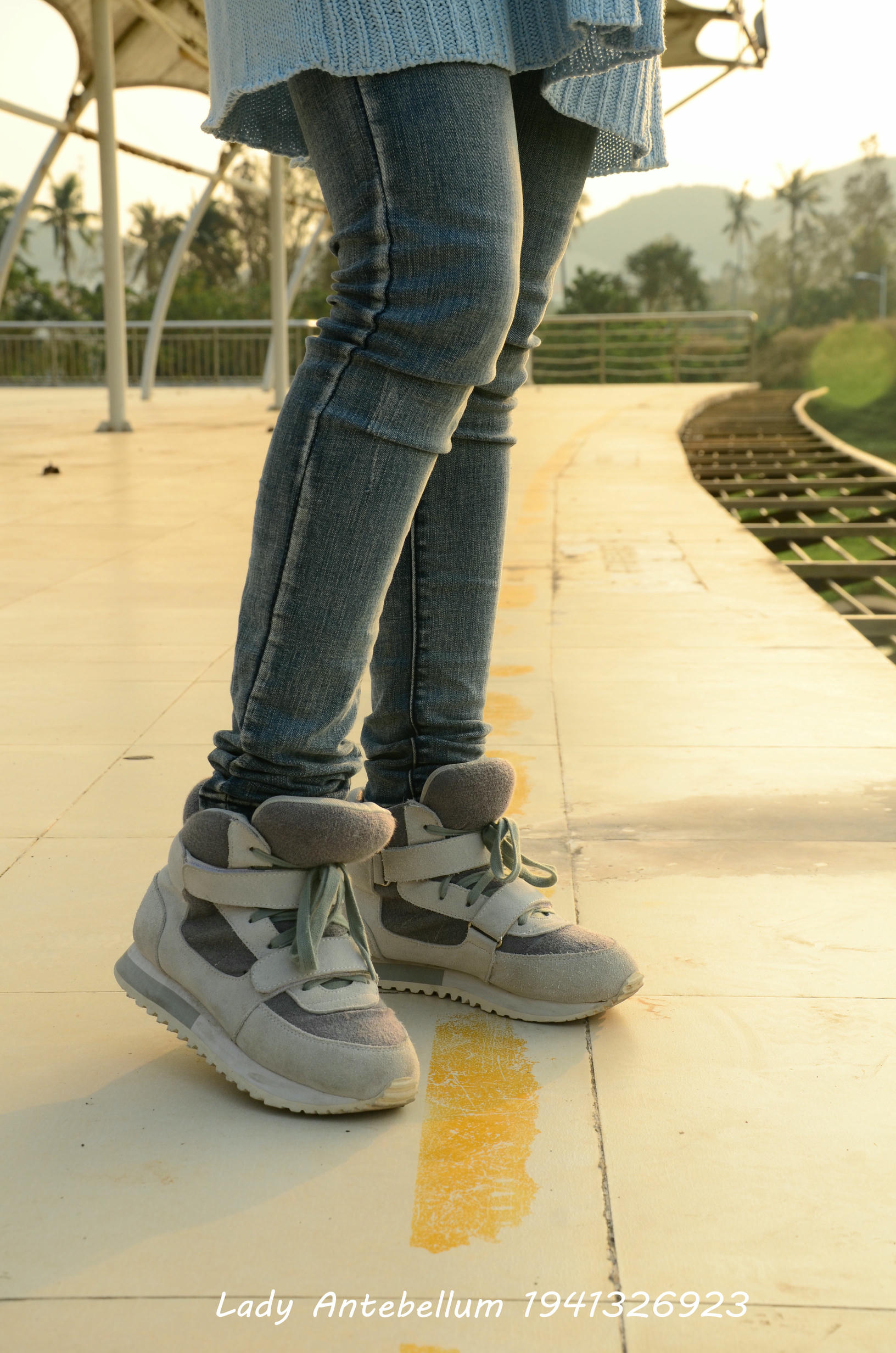 [战前女神] 恋足美腿棉袜女神级摄影套图 008 [207P-330MB]_第1集