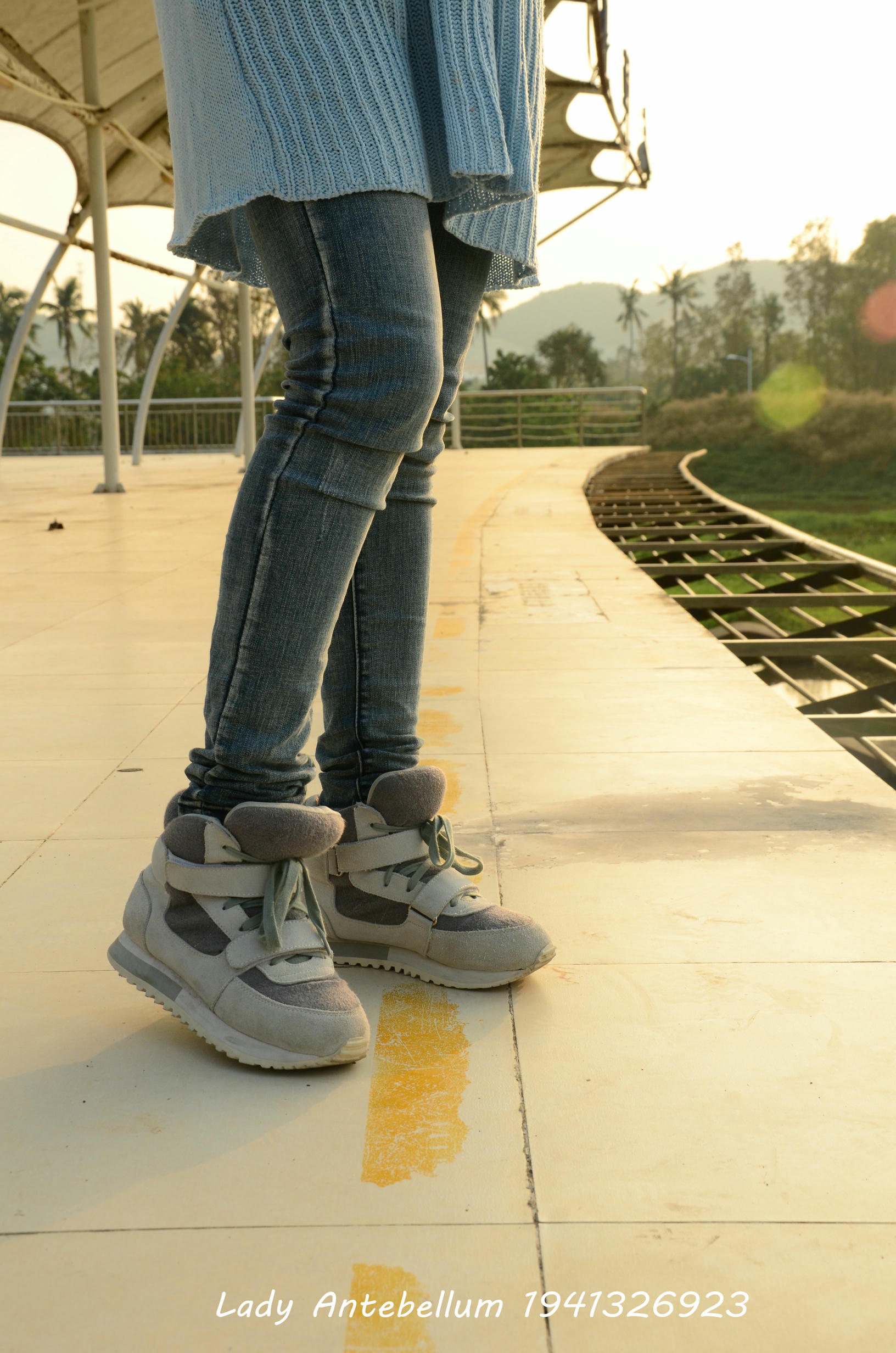 [战前女神] 恋足美腿棉袜女神级摄影套图 008 [207P-330MB]_第1集