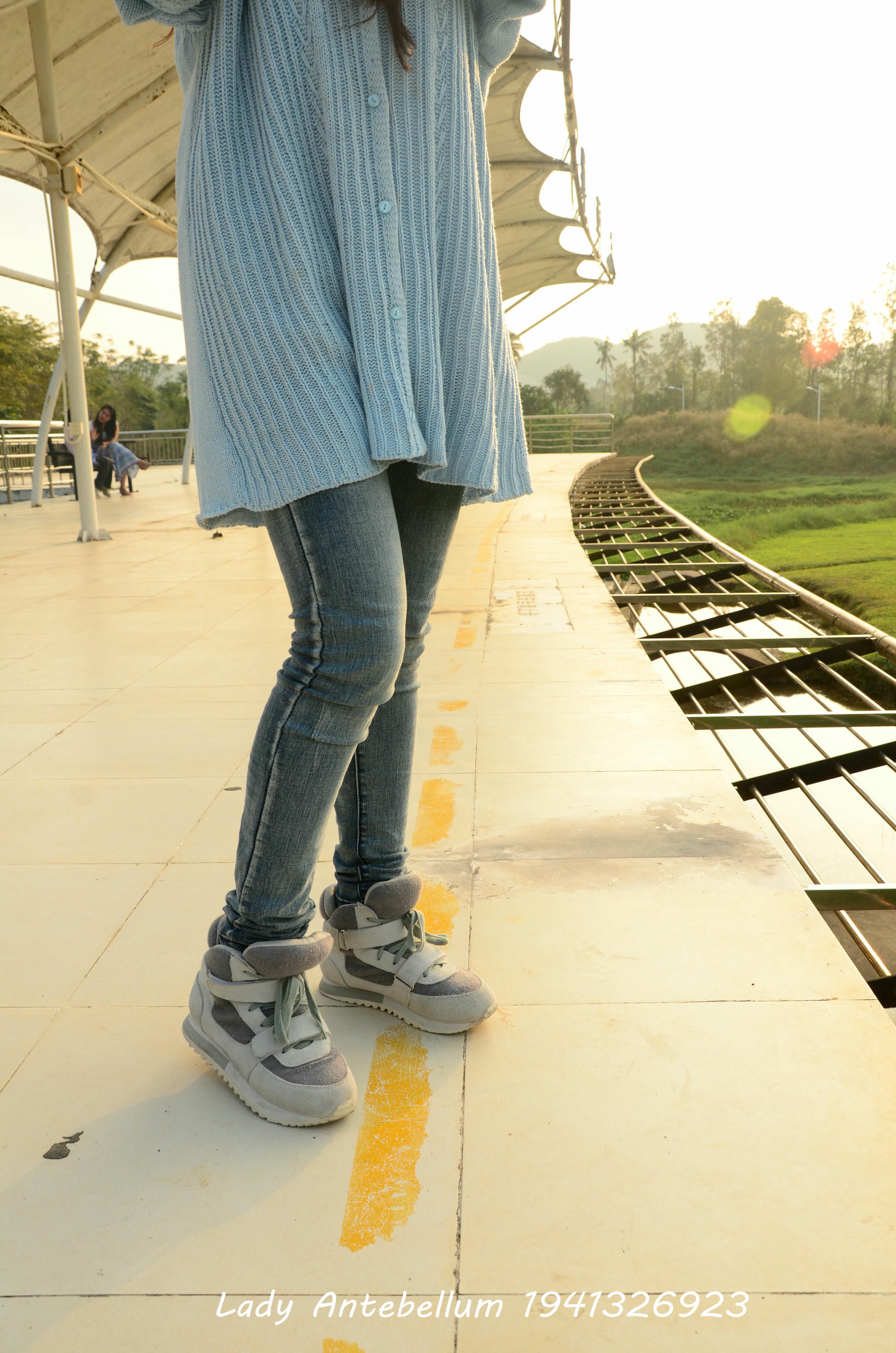 [战前女神] 恋足美腿棉袜女神级摄影套图 008 [207P-330MB]_第1集