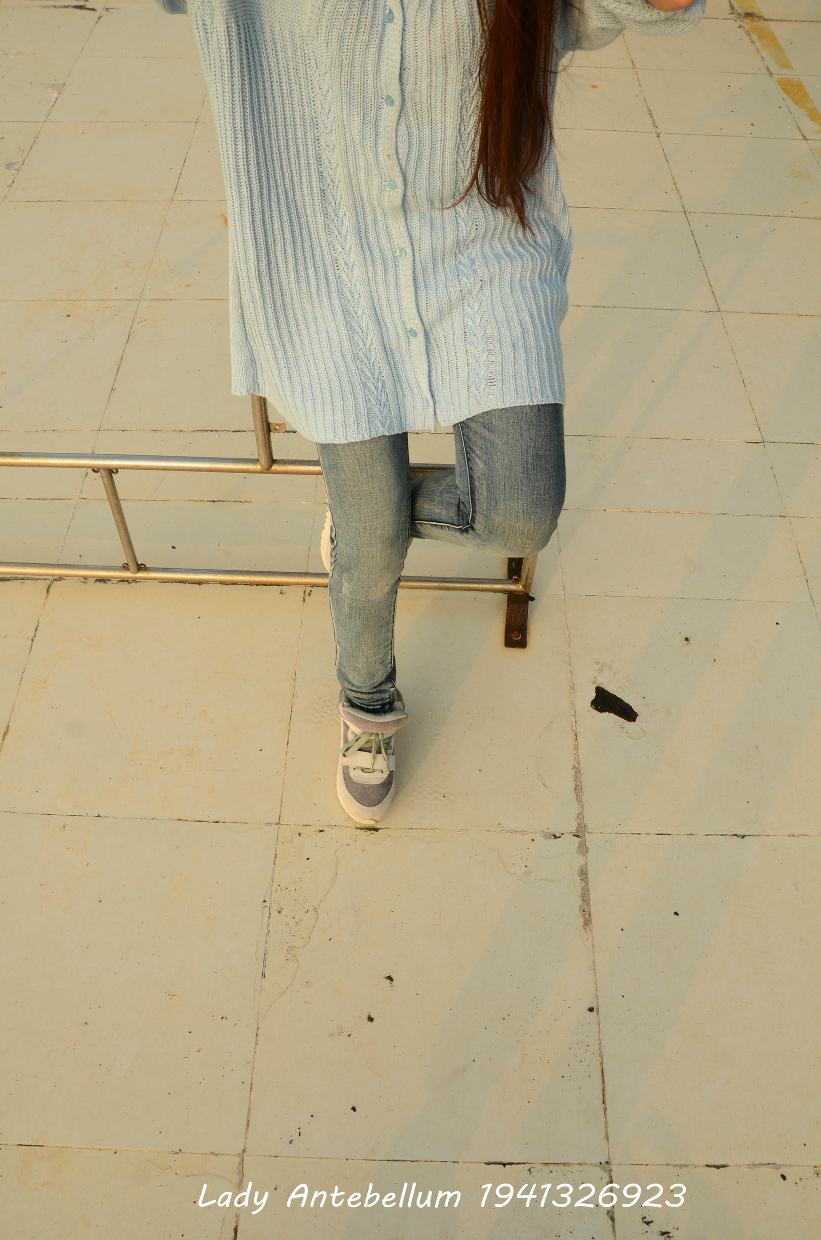 [战前女神] 恋足美腿棉袜女神级摄影套图 008 [207P-330MB]_第1集