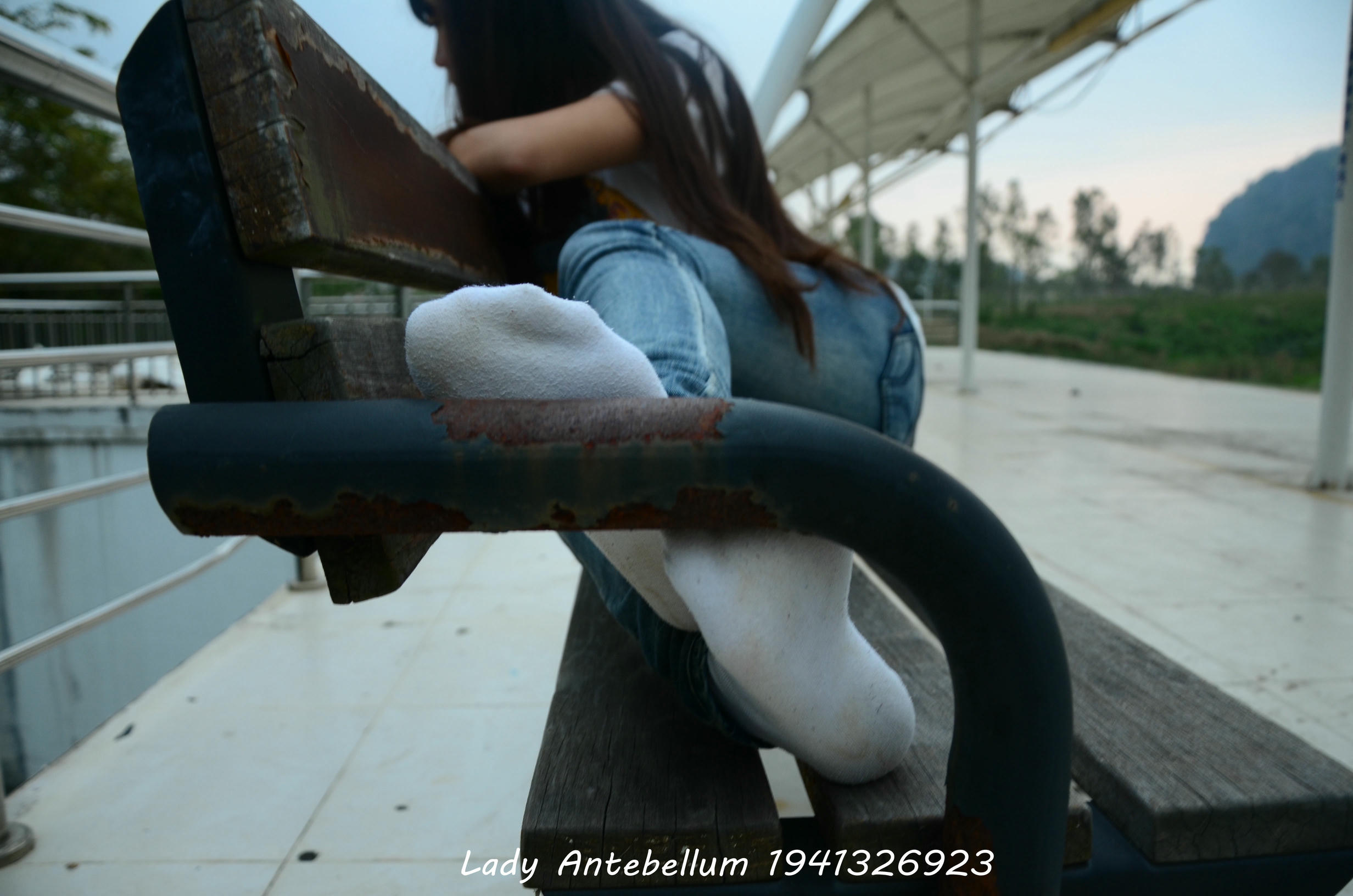 [战前女神] 恋足美腿棉袜女神级摄影套图 008 [207P-330MB]_第11集