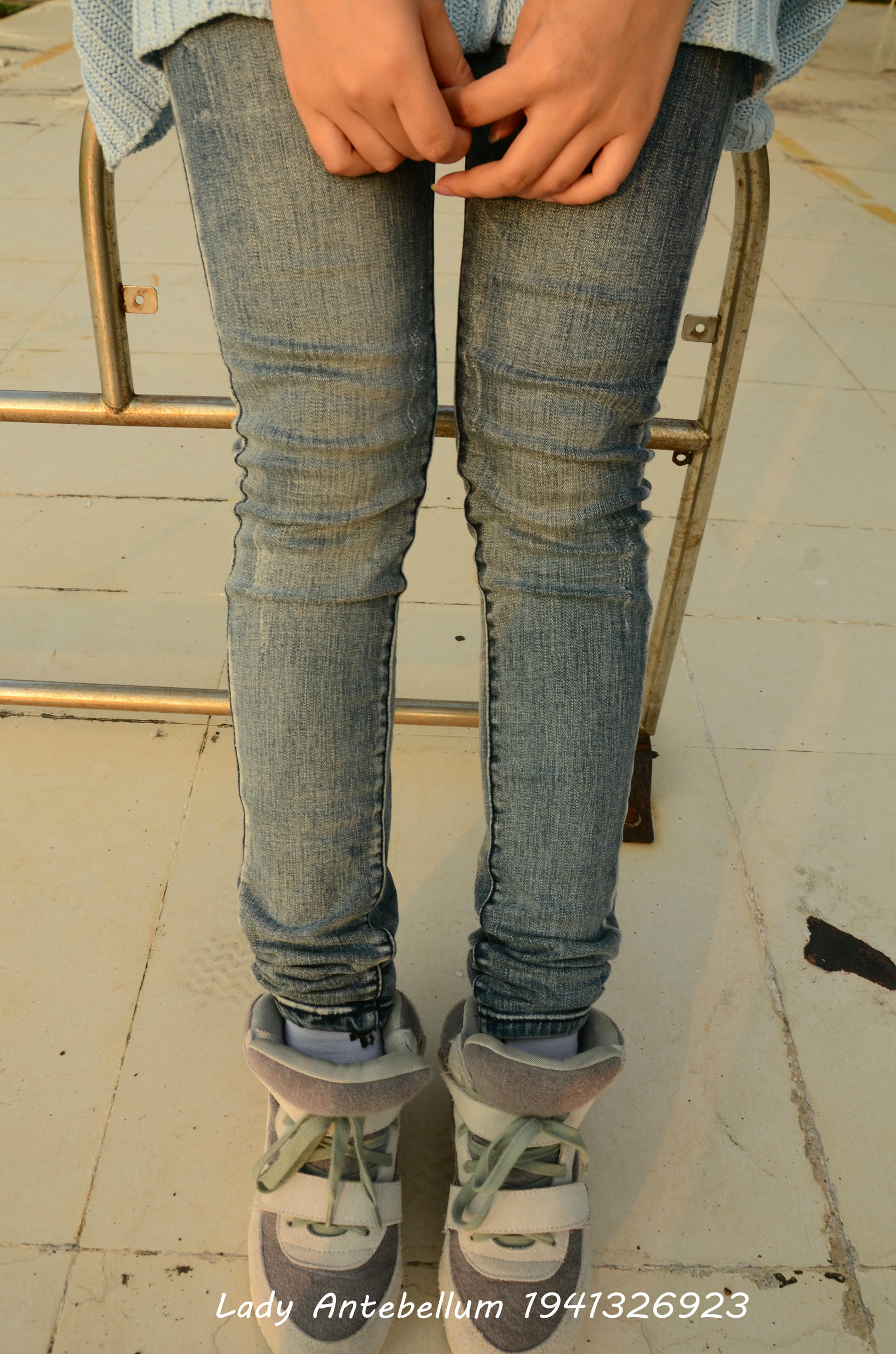 [战前女神] 恋足美腿棉袜女神级摄影套图 008 [207P-330MB]_第2集