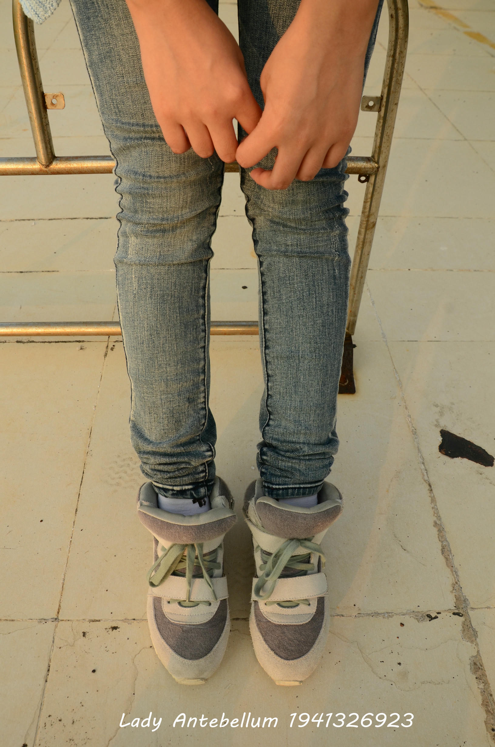 [战前女神] 恋足美腿棉袜女神级摄影套图 008 [207P-330MB]_第2集