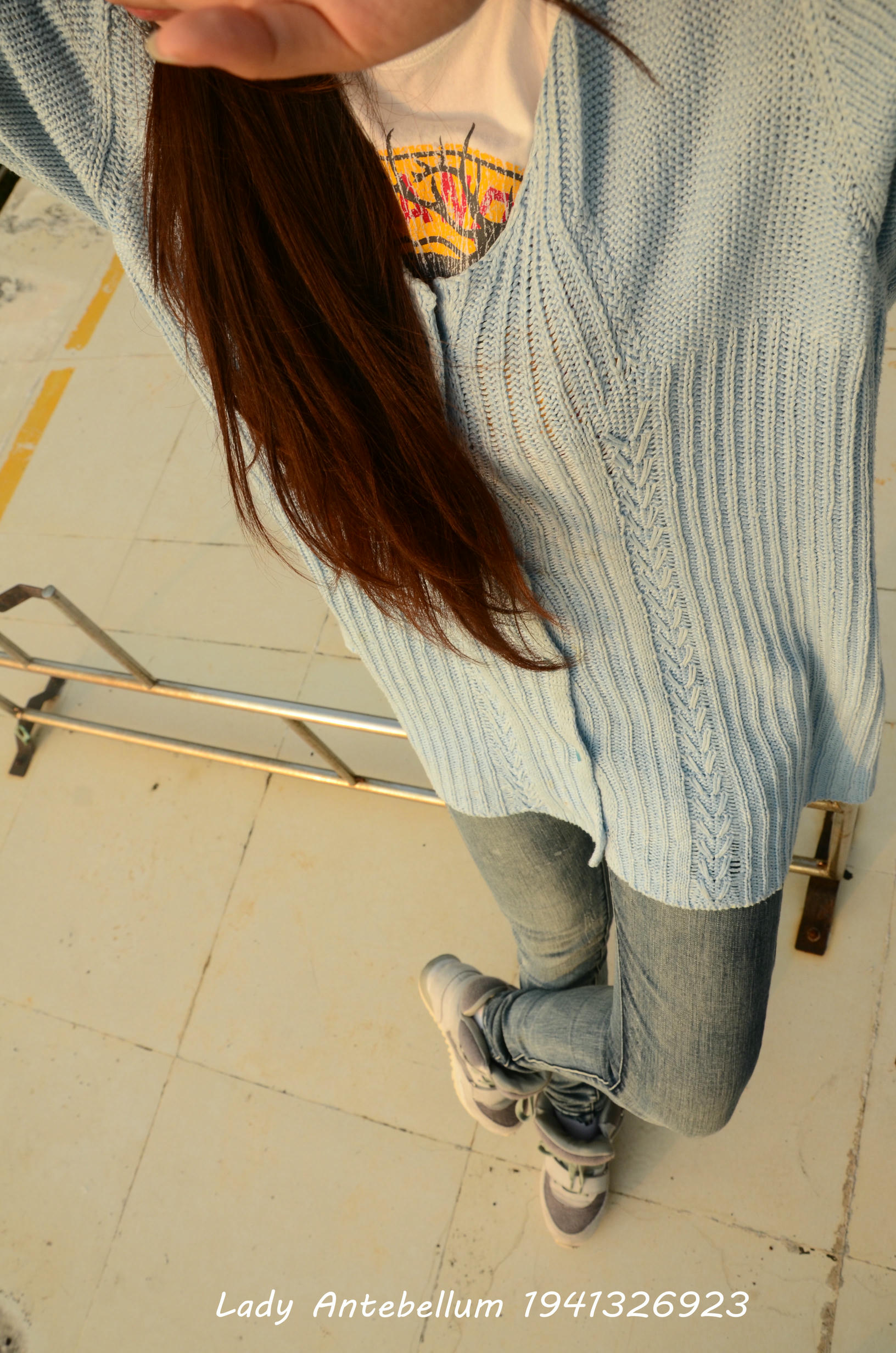 [战前女神] 恋足美腿棉袜女神级摄影套图 008 [207P-330MB]_第2集