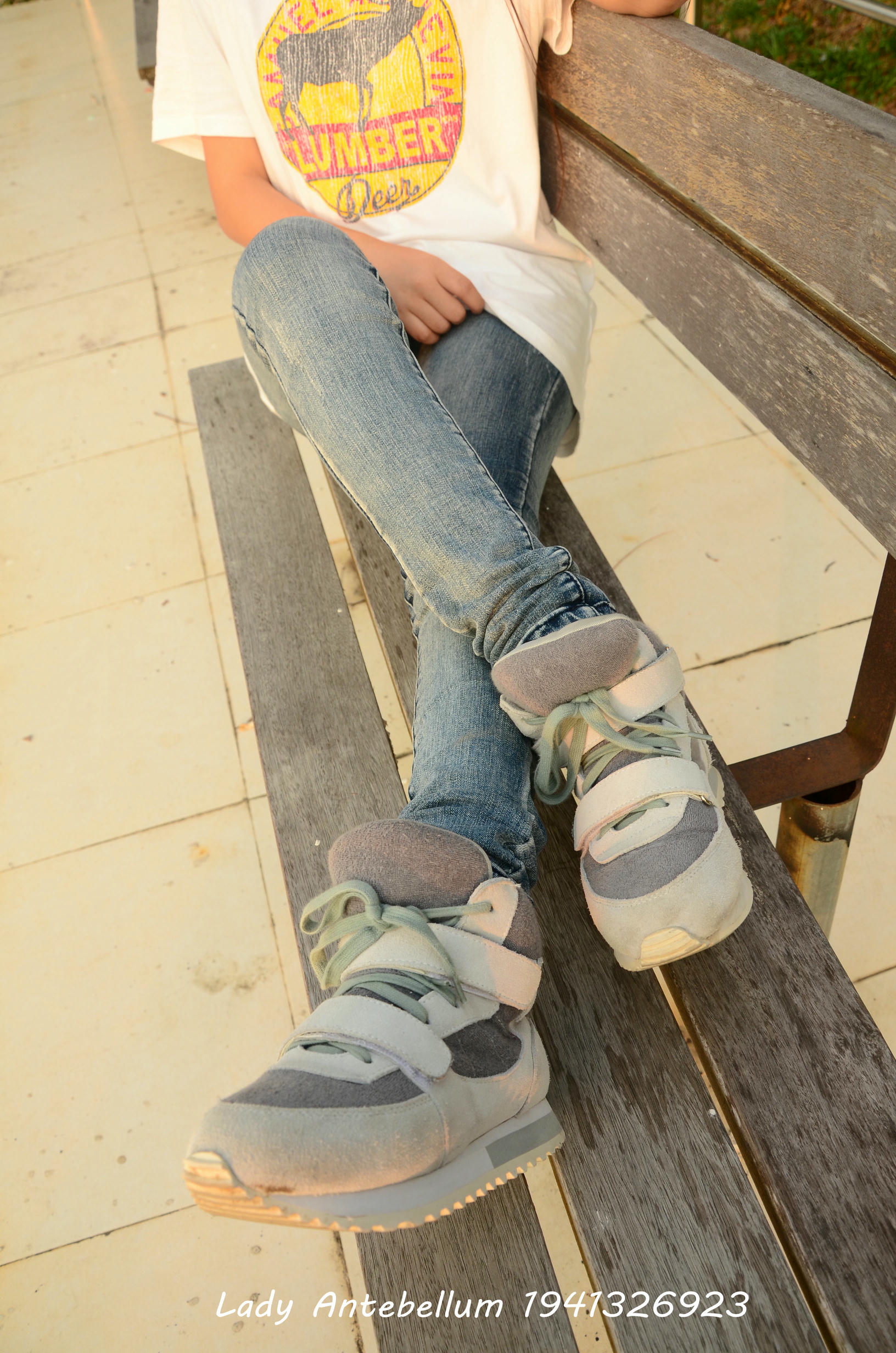 [战前女神] 恋足美腿棉袜女神级摄影套图 008 [207P-330MB]_第2集