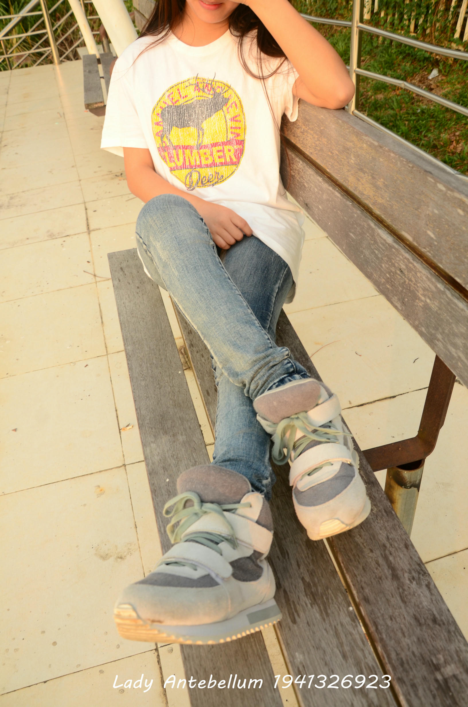 [战前女神] 恋足美腿棉袜女神级摄影套图 008 [207P-330MB]_第2集