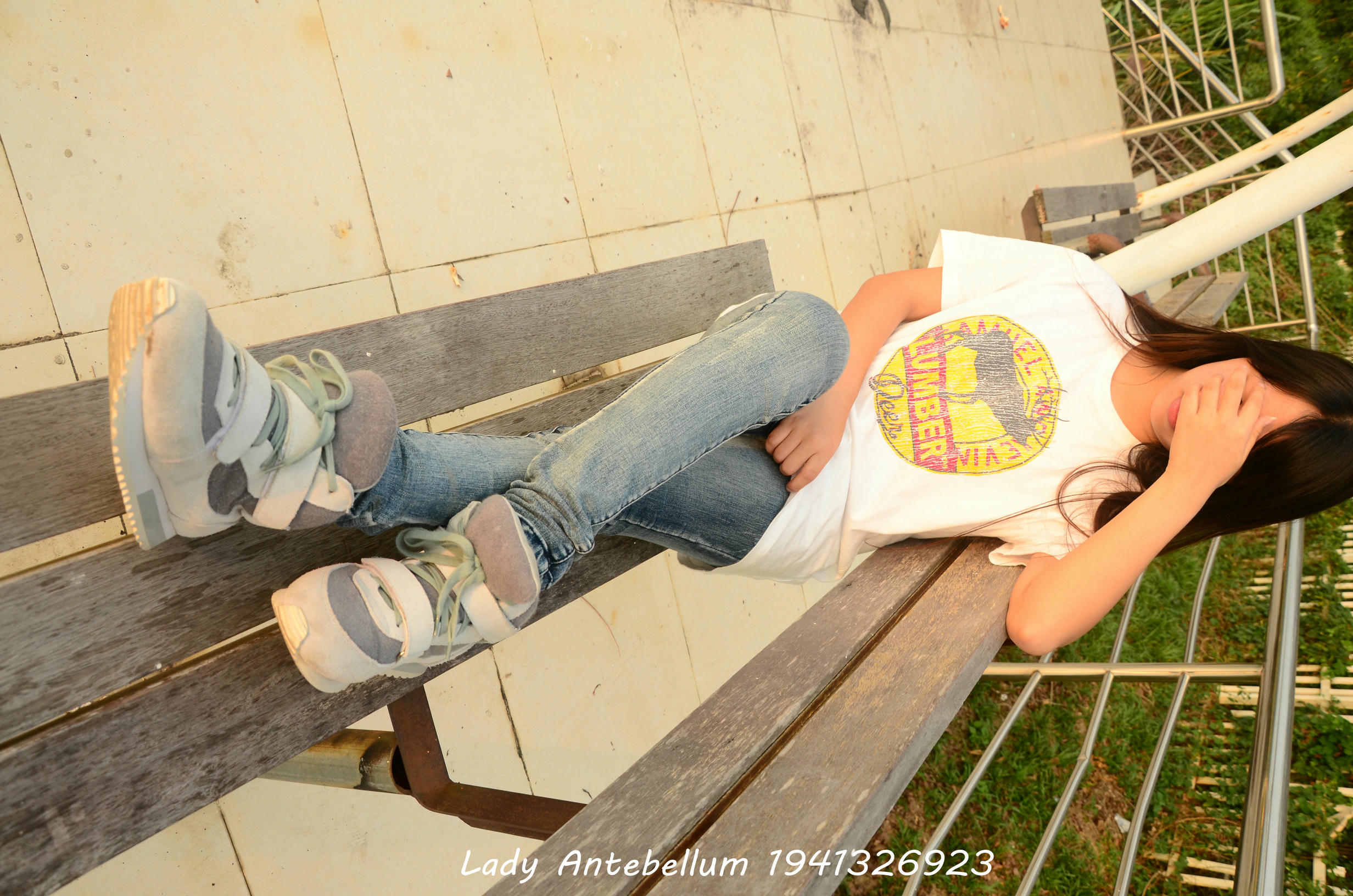 [战前女神] 恋足美腿棉袜女神级摄影套图 008 [207P-330MB]_第2集