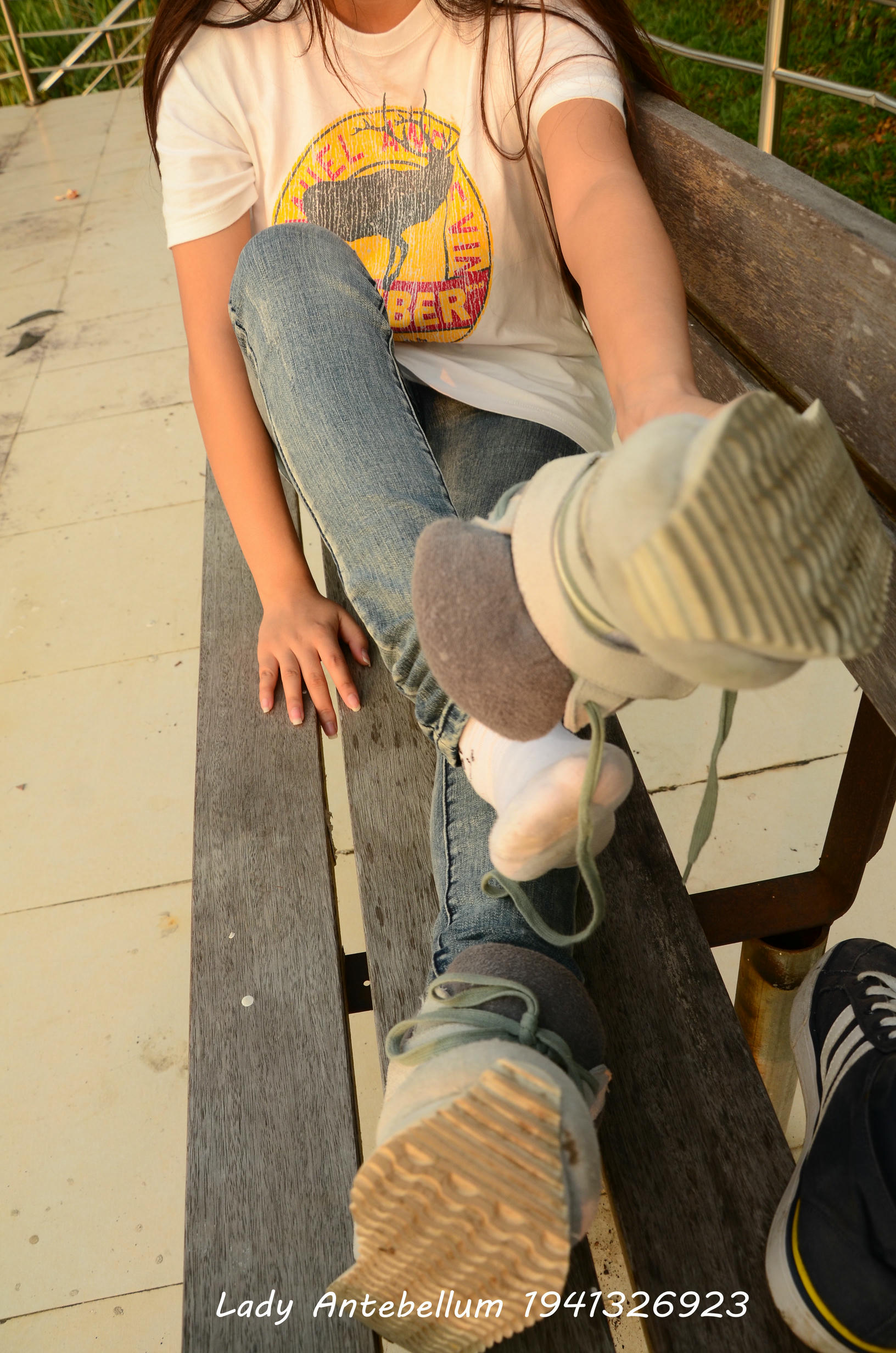 [战前女神] 恋足美腿棉袜女神级摄影套图 008 [207P-330MB]_第3集