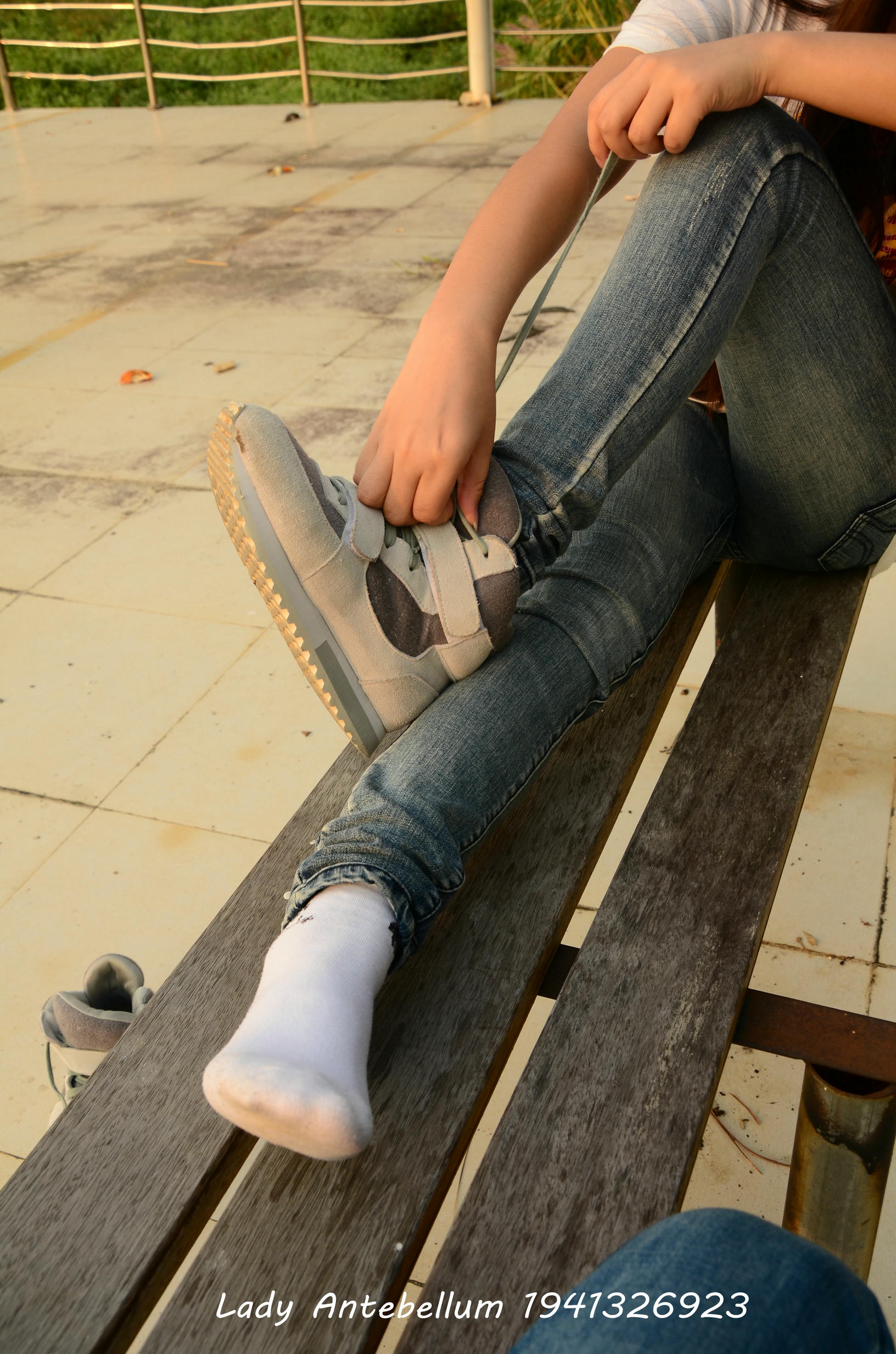 [战前女神] 恋足美腿棉袜女神级摄影套图 008 [207P-330MB]_第3集