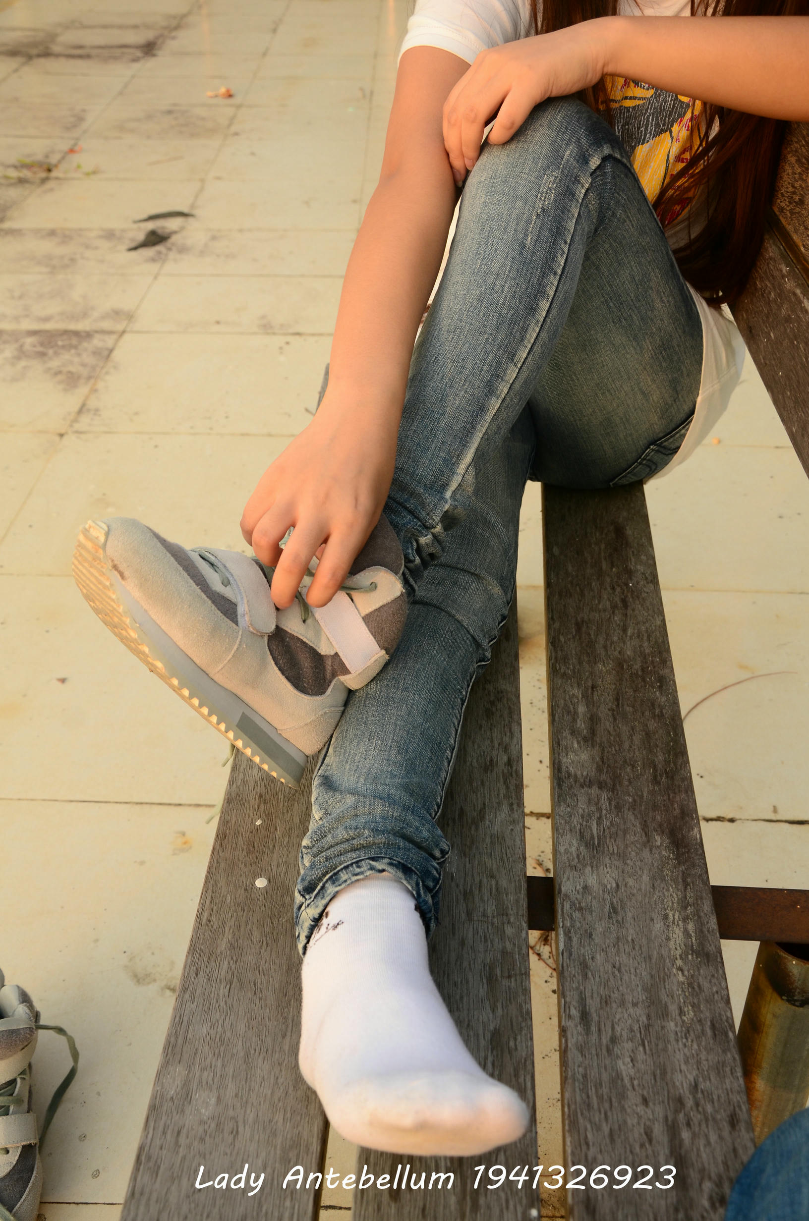 [战前女神] 恋足美腿棉袜女神级摄影套图 008 [207P-330MB]_第3集