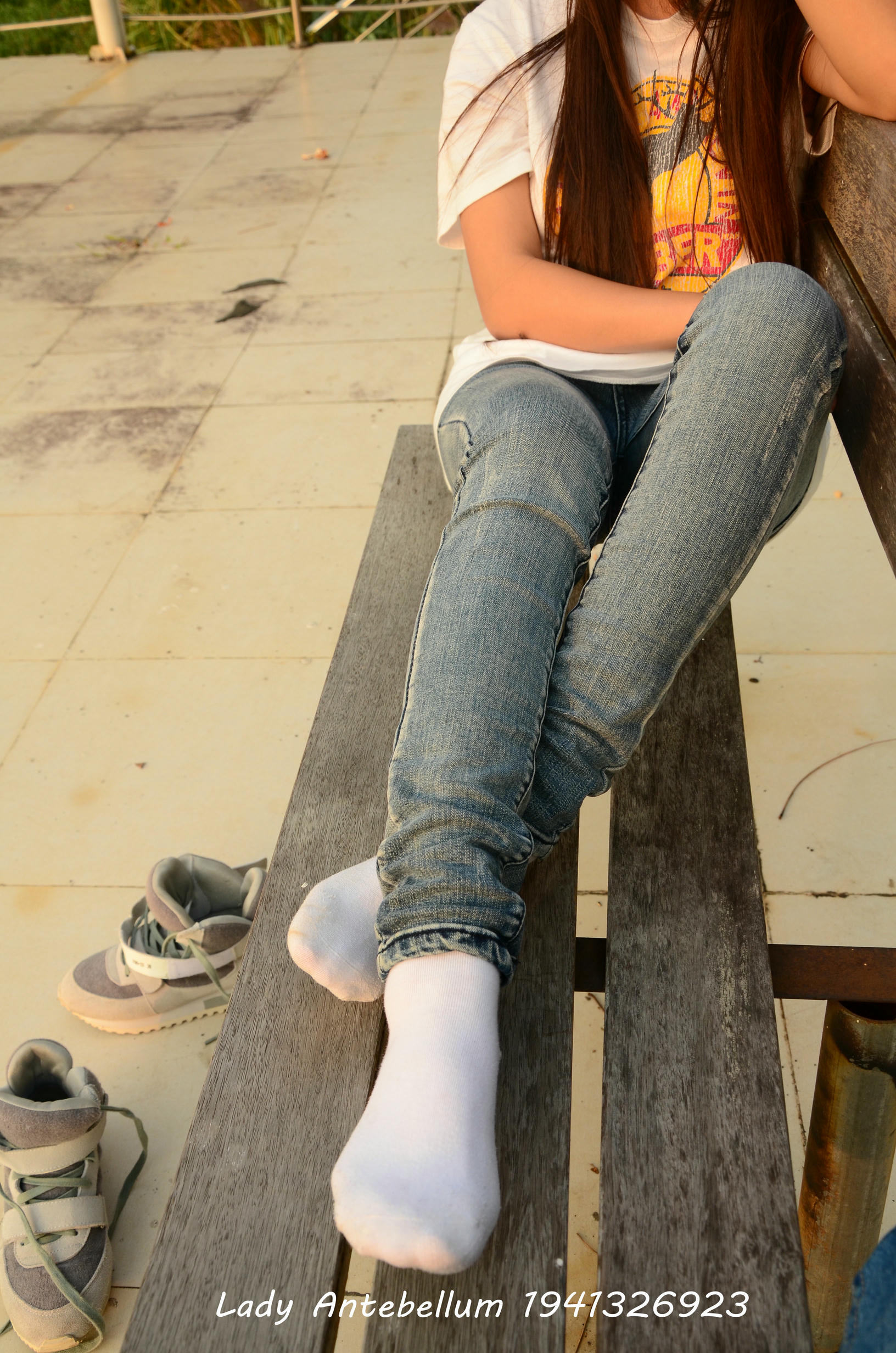 [战前女神] 恋足美腿棉袜女神级摄影套图 008 [207P-330MB]_第3集