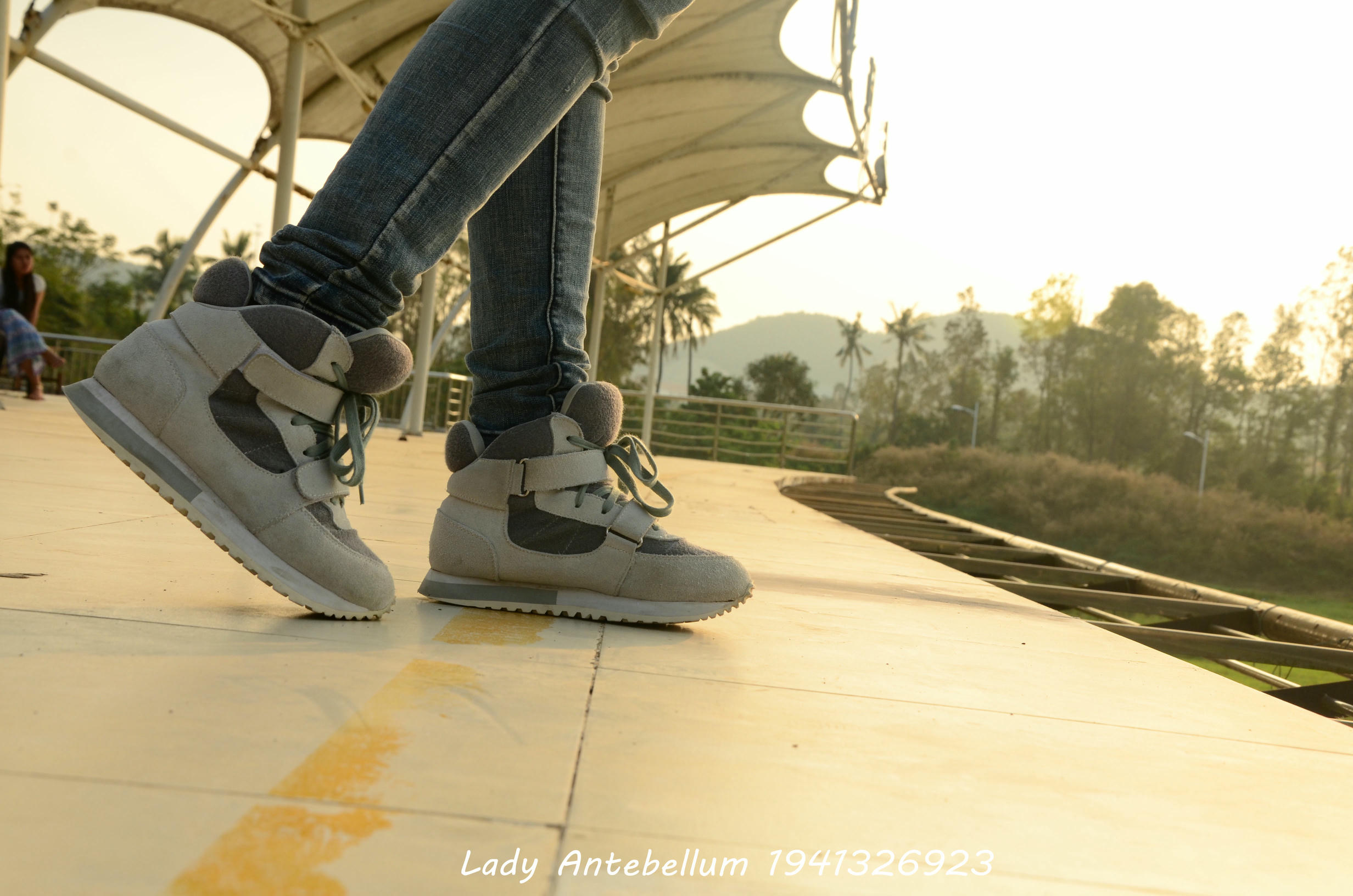 [战前女神] 恋足美腿棉袜女神级摄影套图 008 [207P-330MB]_第1集