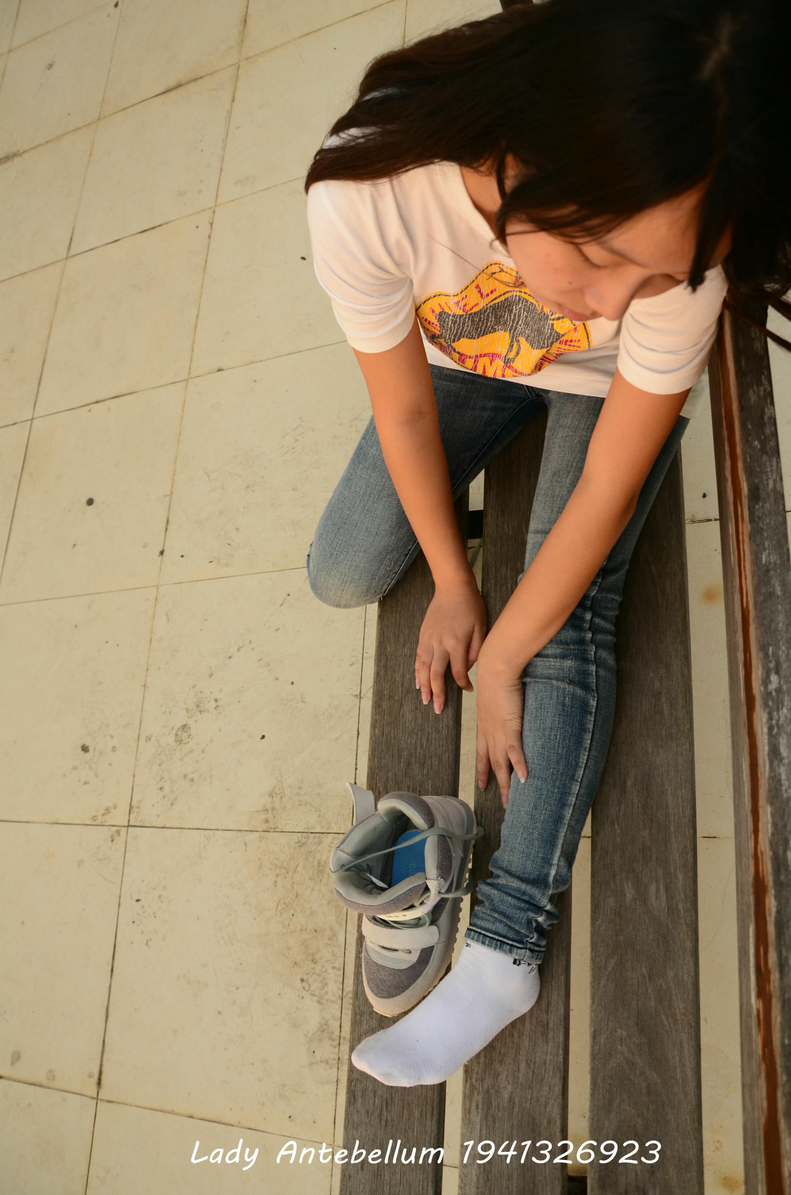 [战前女神] 恋足美腿棉袜女神级摄影套图 008 [207P-330MB]_第5集