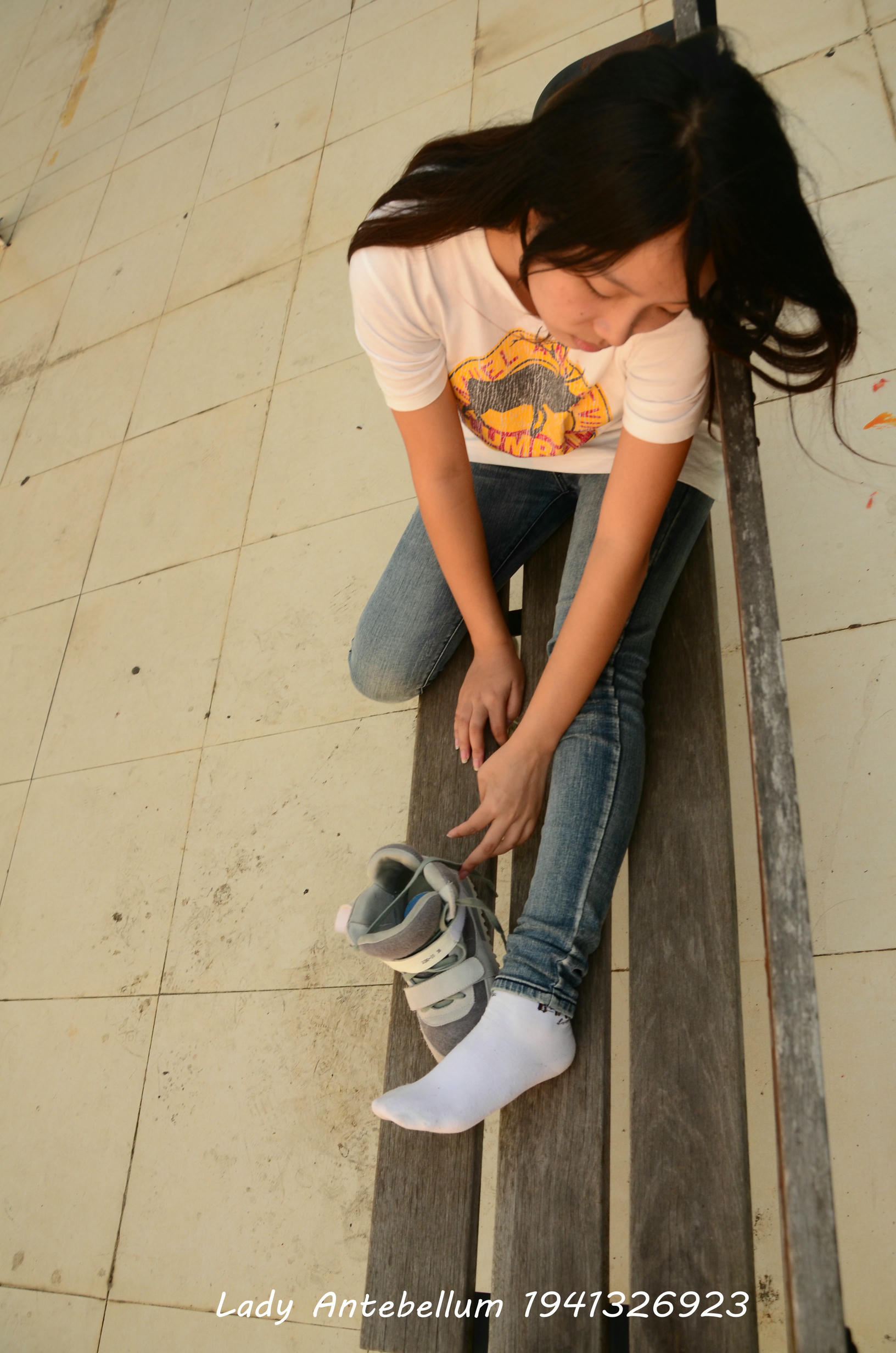 [战前女神] 恋足美腿棉袜女神级摄影套图 008 [207P-330MB]_第5集