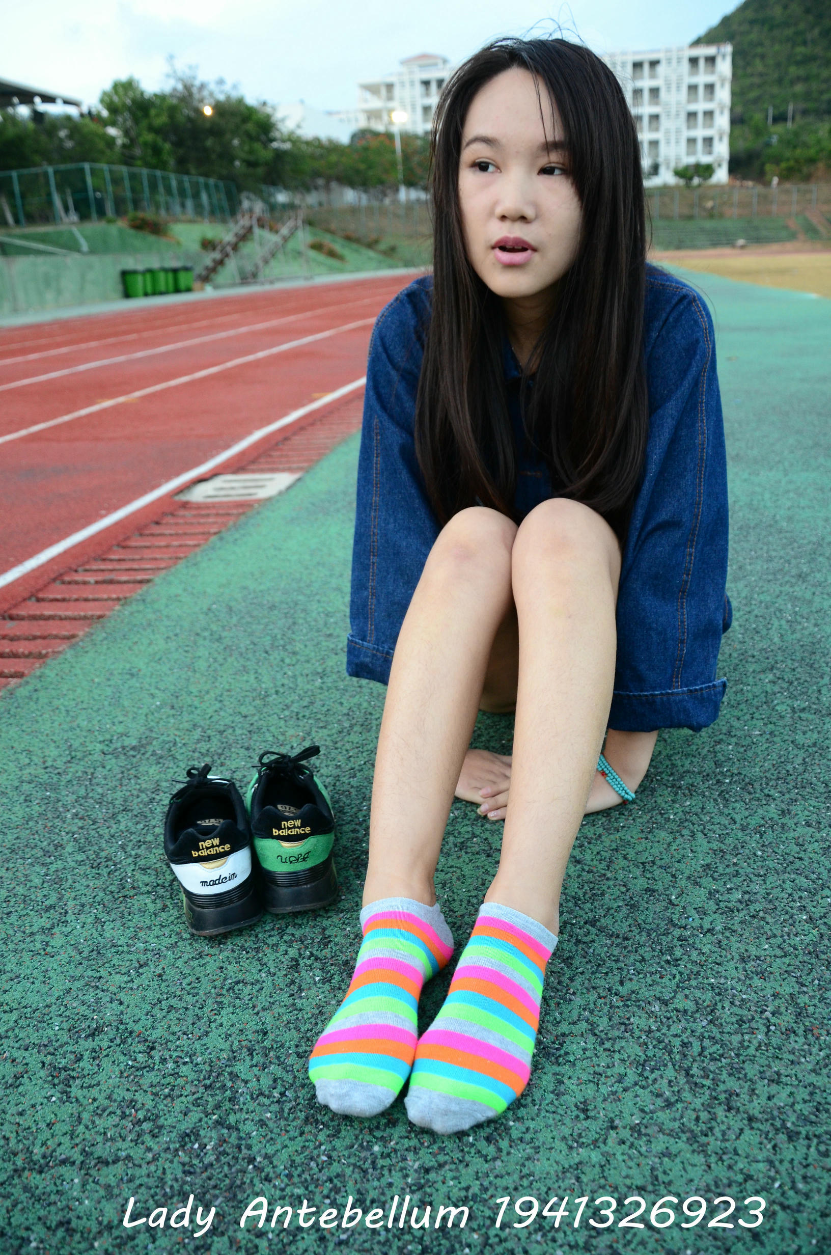 [战前女神] 恋足美腿棉袜女神级摄影套图 080 [132P-294MB]_第6集