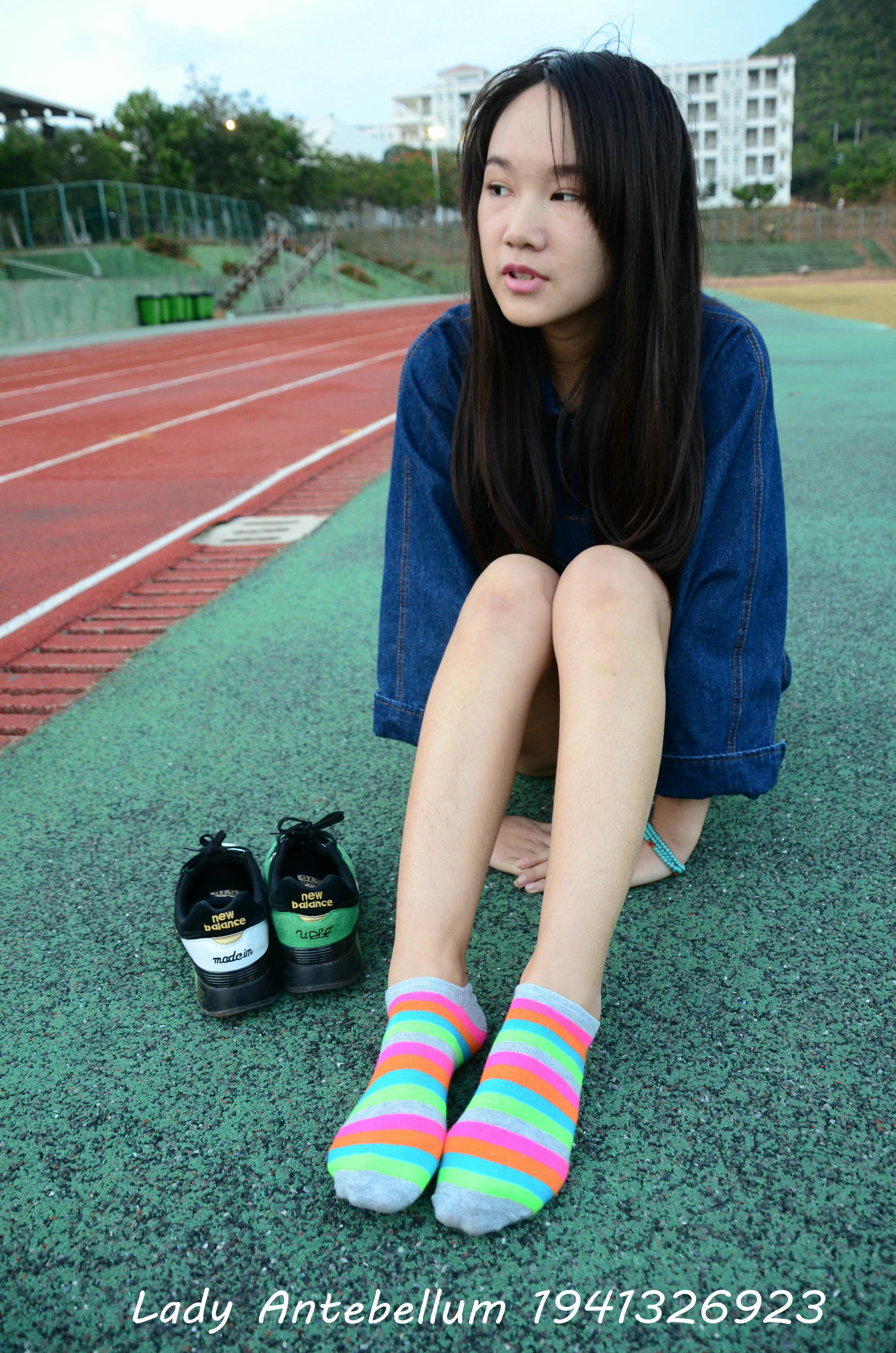 [战前女神] 恋足美腿棉袜女神级摄影套图 080 [132P-294MB]_第6集