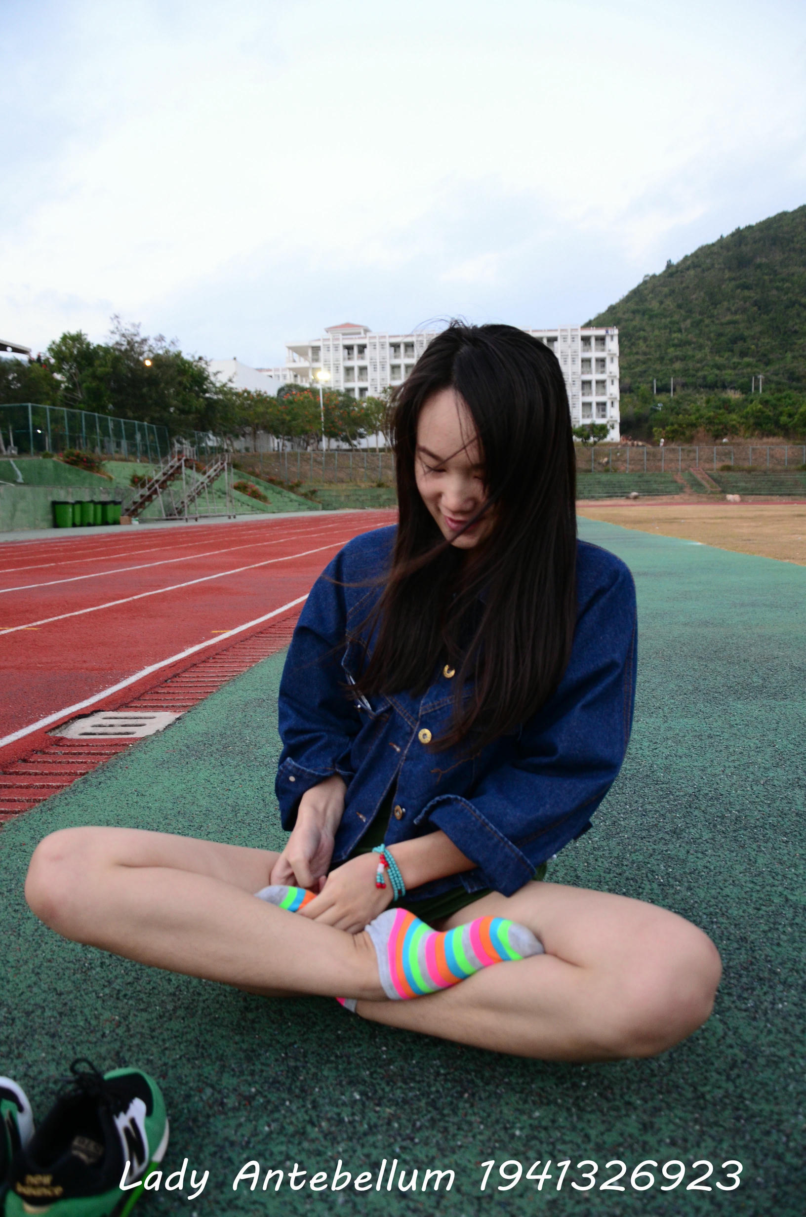 [战前女神] 恋足美腿棉袜女神级摄影套图 080 [132P-294MB]_第7集