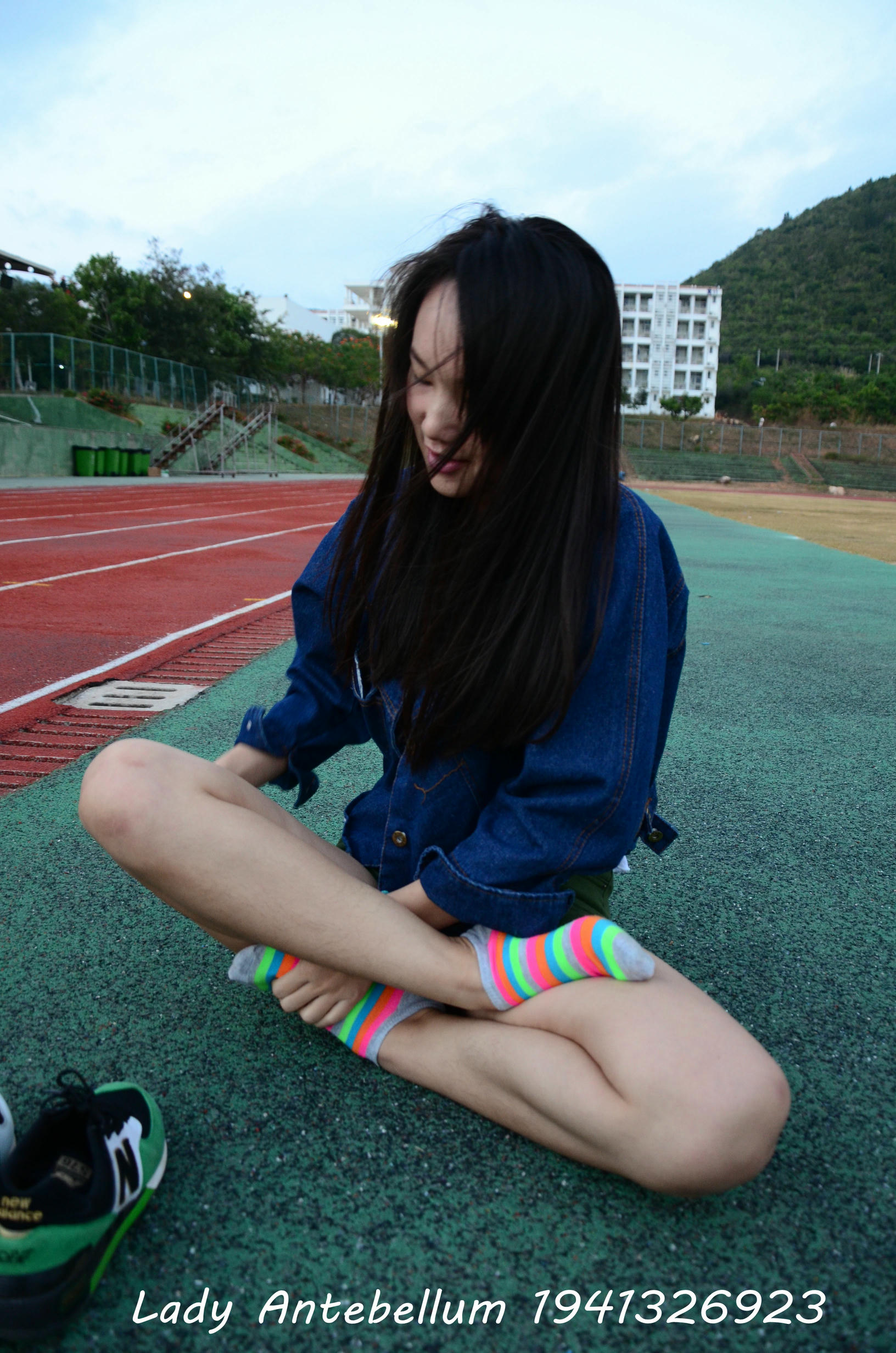 [战前女神] 恋足美腿棉袜女神级摄影套图 080 [132P-294MB]_第7集