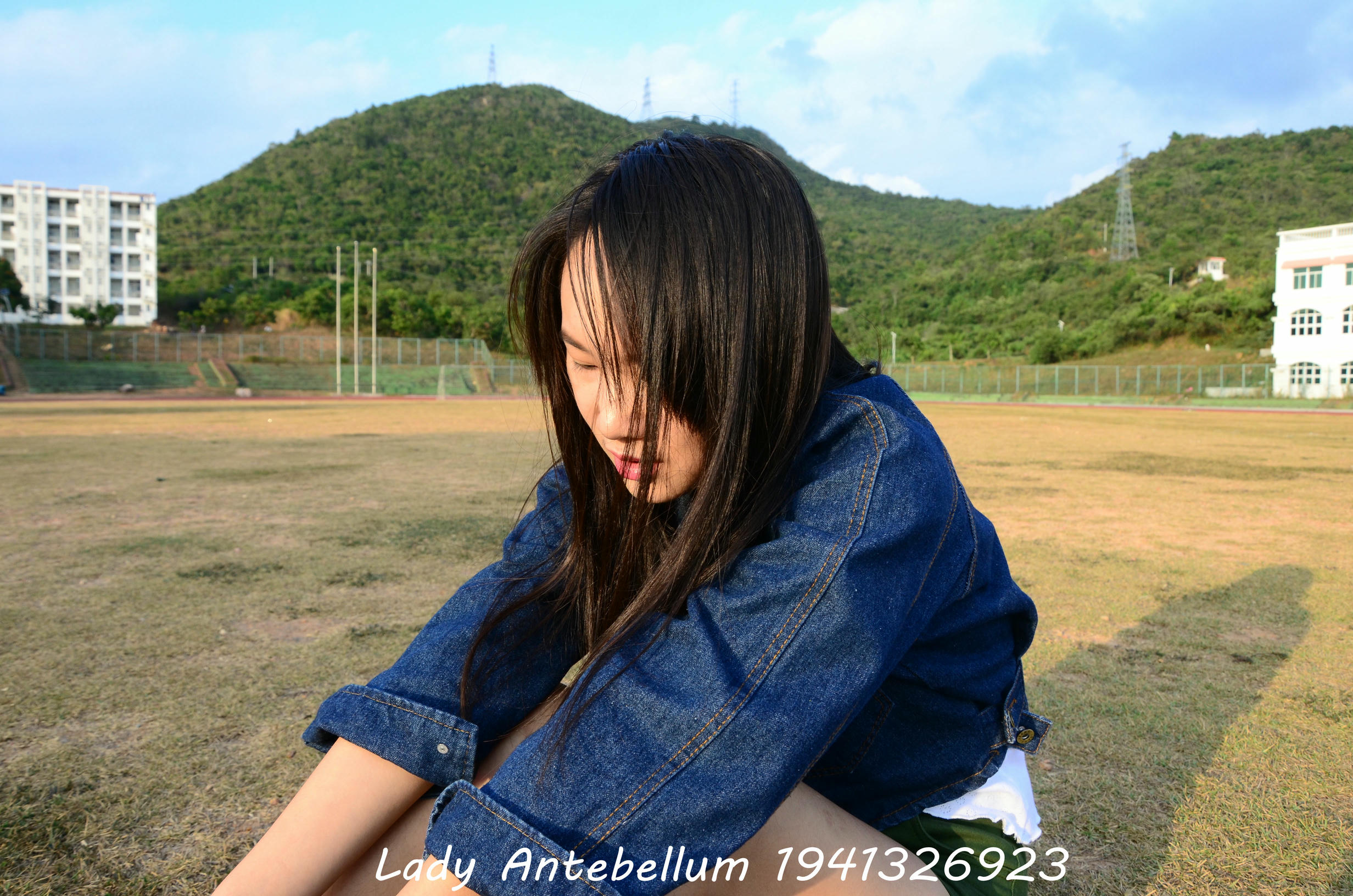 [战前女神] 恋足美腿棉袜女神级摄影套图 080 [132P-294MB]_第1集