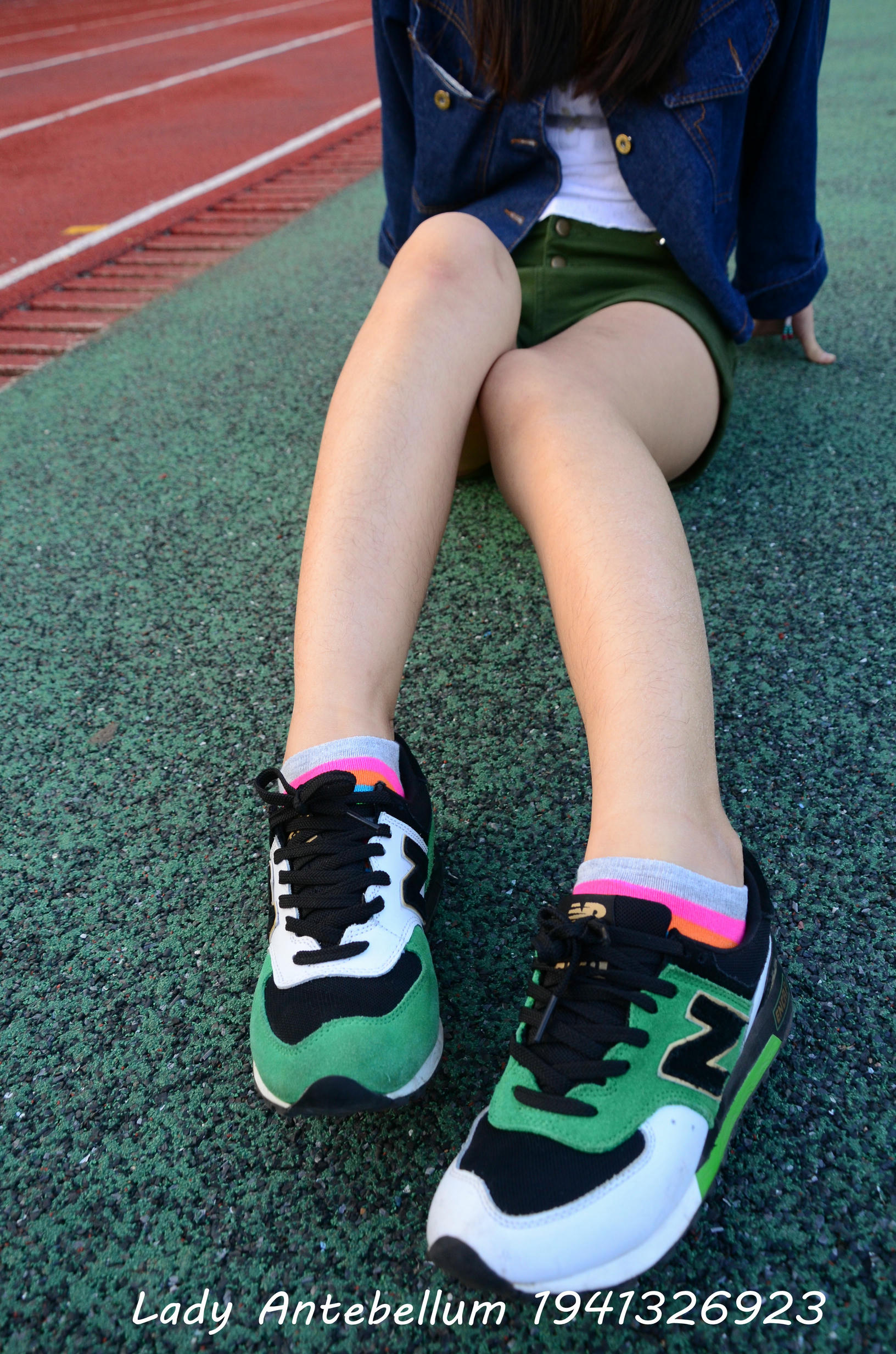 [战前女神] 恋足美腿棉袜女神级摄影套图 080 [132P-294MB]_第2集