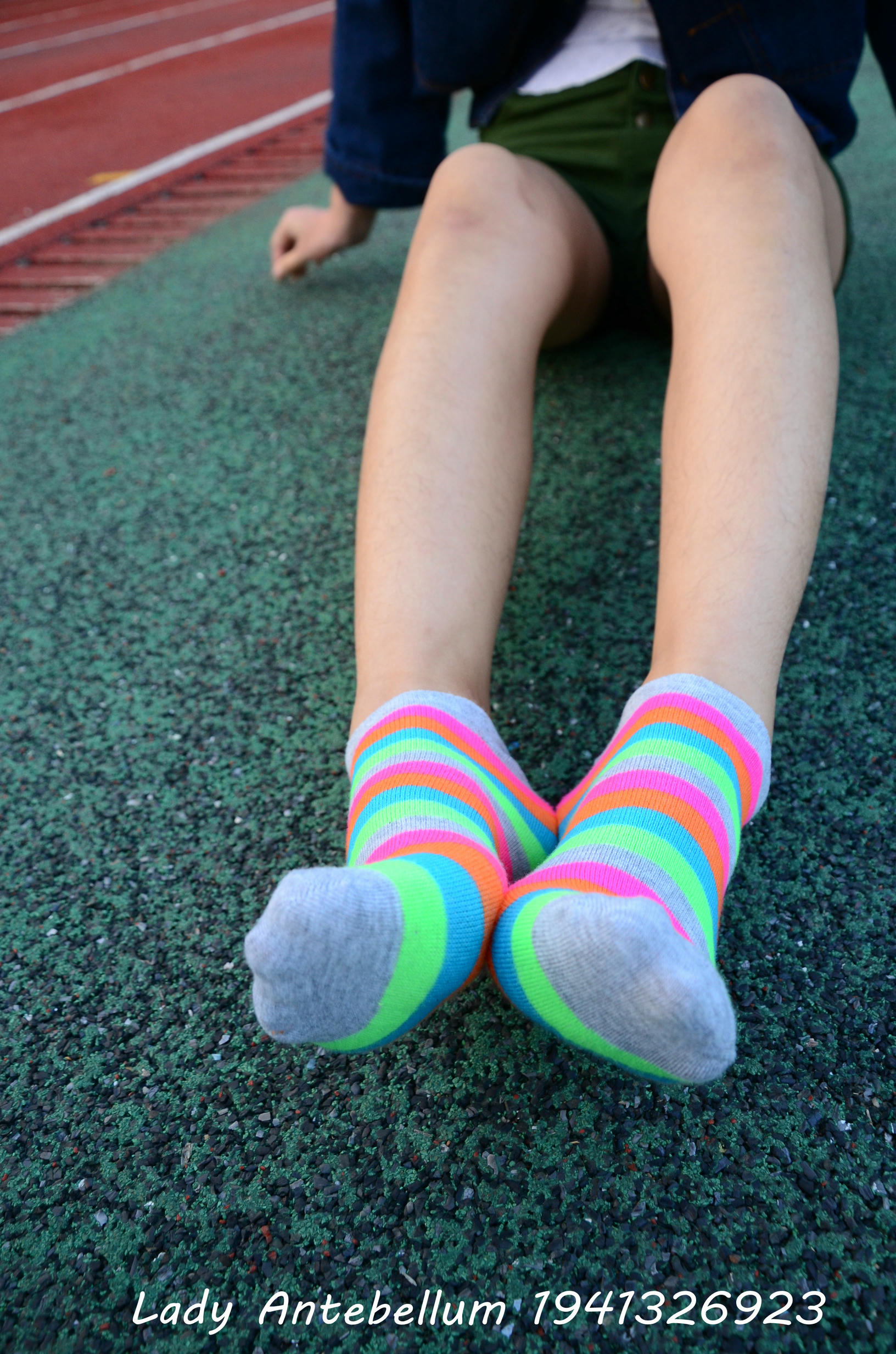 [战前女神] 恋足美腿棉袜女神级摄影套图 080 [132P-294MB]_第3集