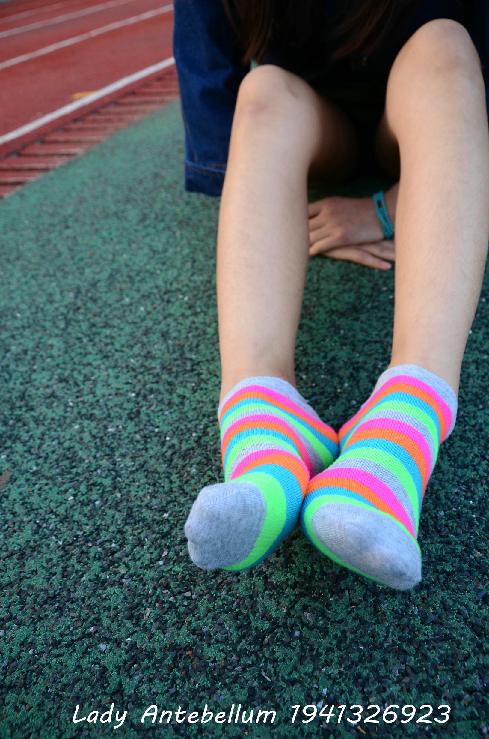 [战前女神] 恋足美腿棉袜女神级摄影套图 080 [132P-294MB]_第3集