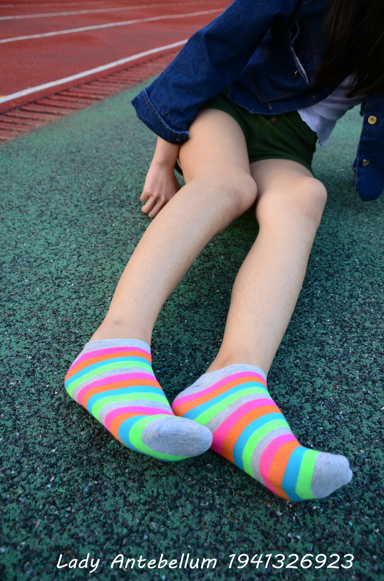 [战前女神] 恋足美腿棉袜女神级摄影套图 080 [132P-294MB]_第3集